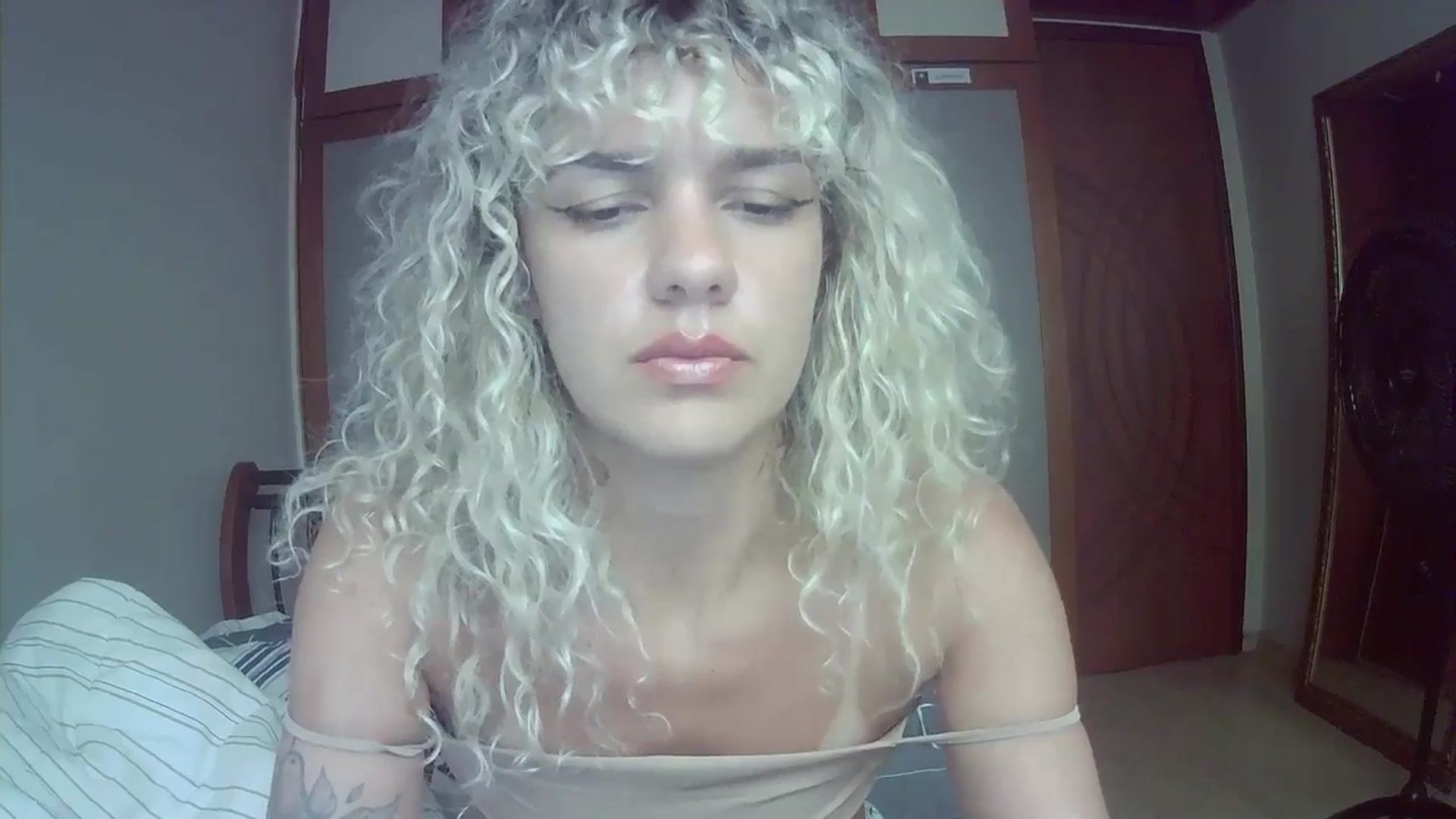 Gallery image thumbnail from BeckJones's myfreecams stream on, 10/15/2025, 17:54 image 10 of 20