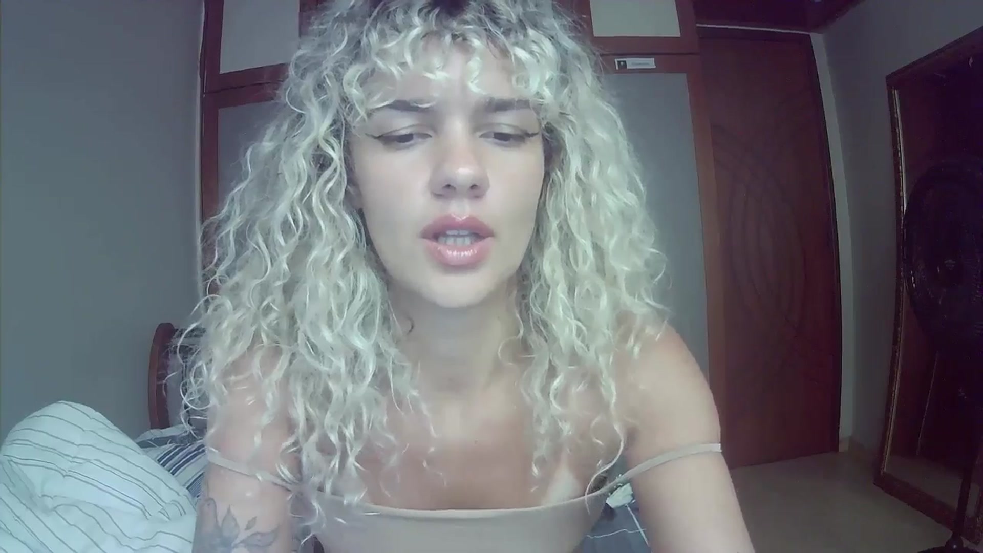 Gallery image thumbnail from BeckJones's myfreecams stream on, 10/15/2025, 17:54 image 6 of 20