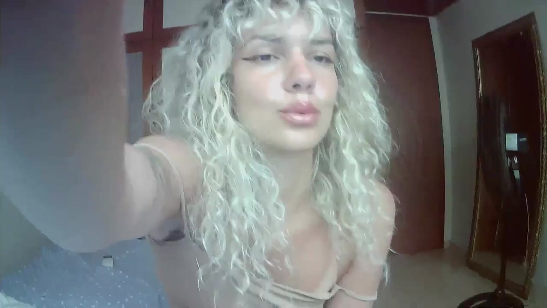 Gallery image thumbnail from BeckJones's myfreecams stream on, 10/19/2025, 12:52 image 14 of 20