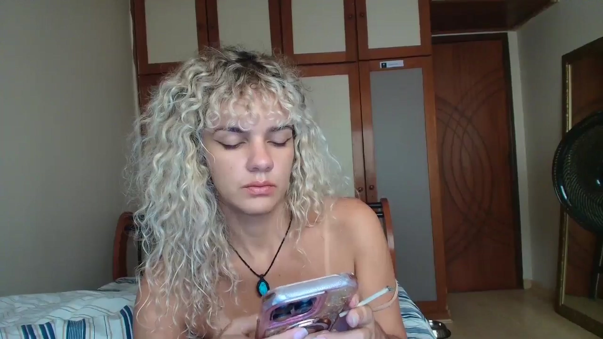 Gallery image thumbnail from BeckJones's myfreecams stream on, 04/20/2026, 18:53 image 20 of 20