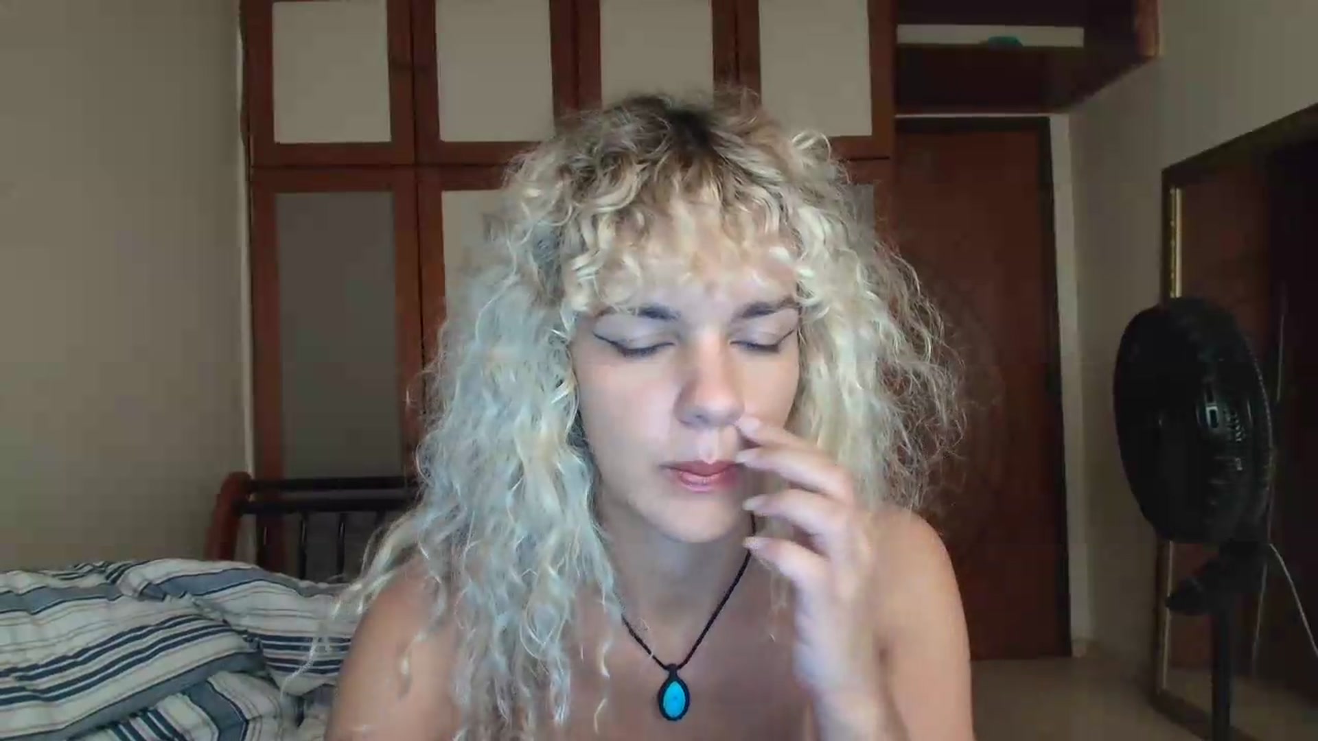 Gallery image thumbnail from BeckJones's myfreecams stream on, 05/19/2026, 17:32 image 20 of 20