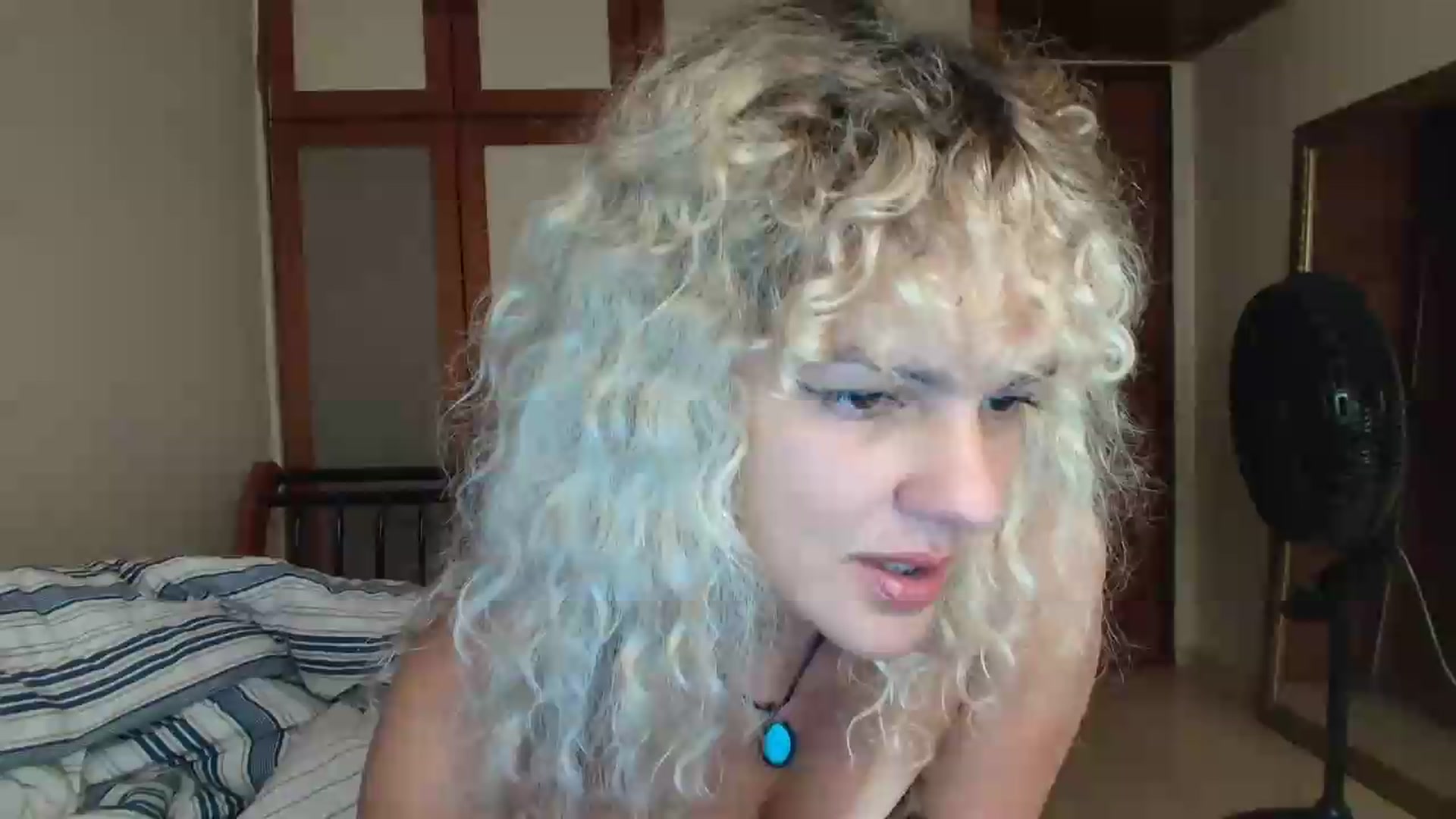 Gallery image thumbnail from BeckJones's myfreecams stream on, 05/19/2026, 17:32 image 6 of 20