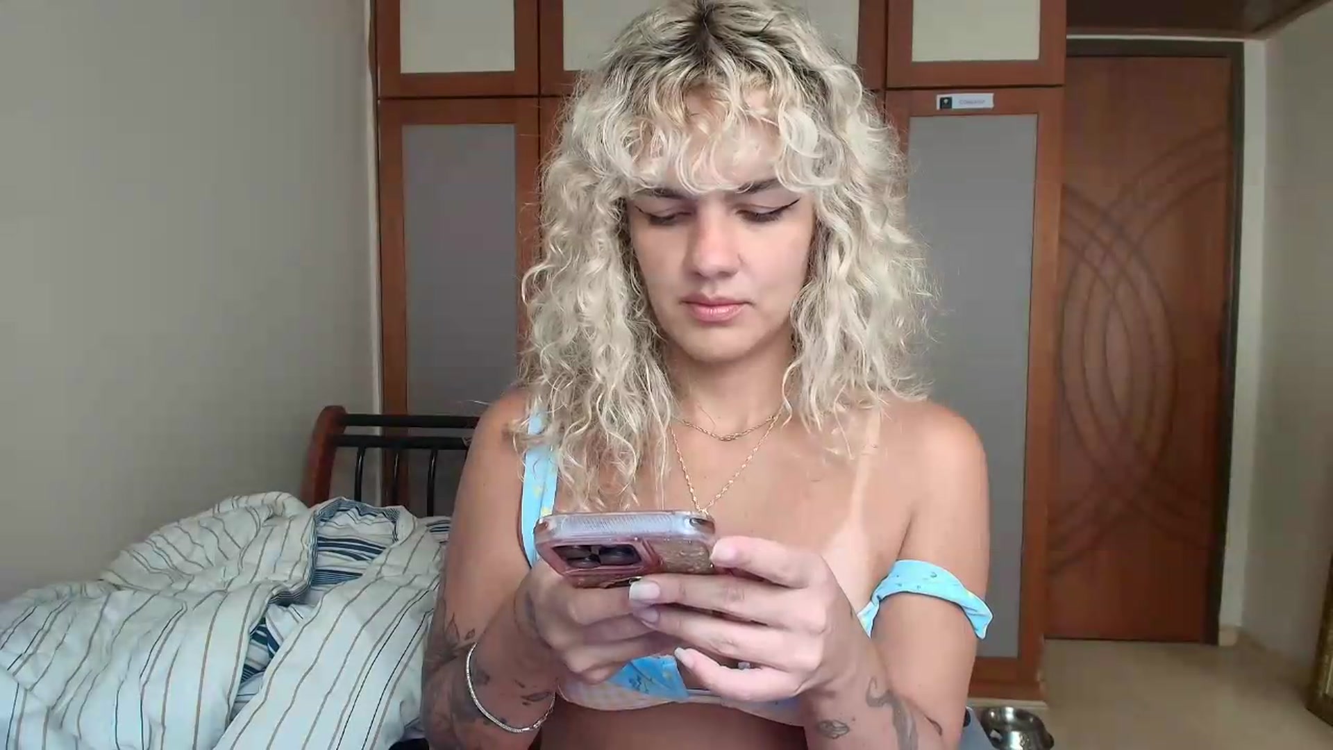 Gallery image thumbnail from BeckJones's myfreecams stream on, 09/05/2026, 16:58 image 12 of 20
