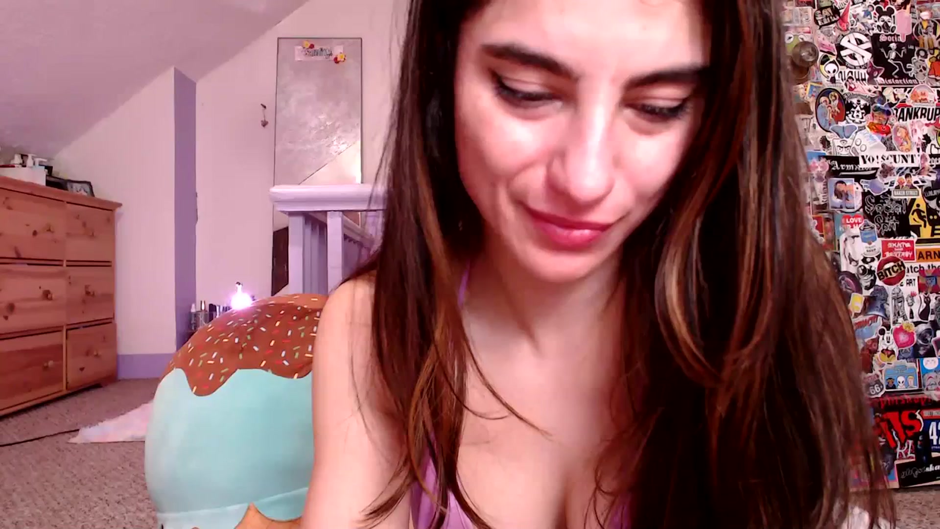 Gallery image thumbnail from Becka's myfreecams stream on, 11/15/2023, 12:01 image 13 of 20