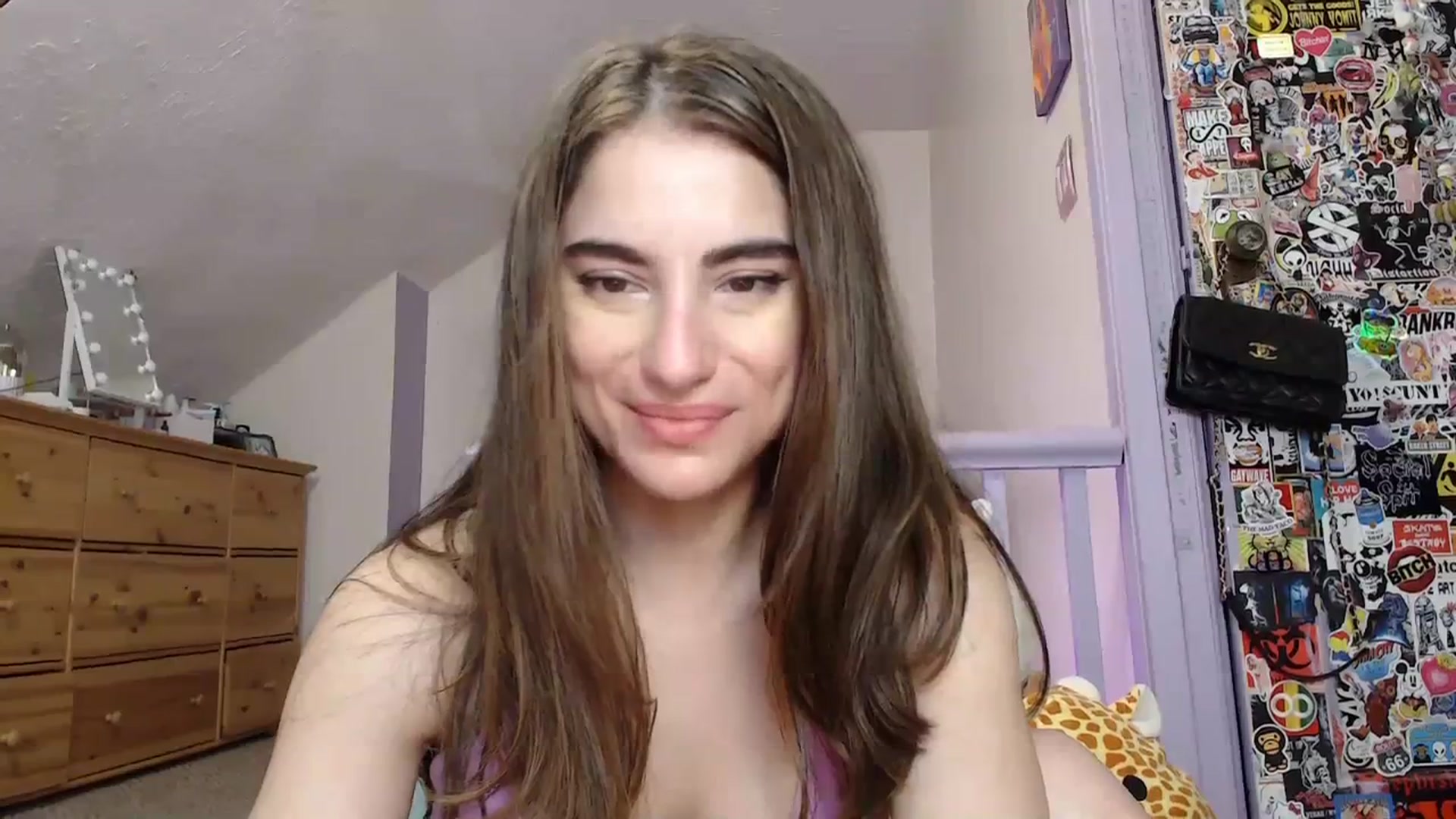 Gallery image thumbnail from Becka's myfreecams stream on, 12/08/2023, 07:41 image 10 of 20