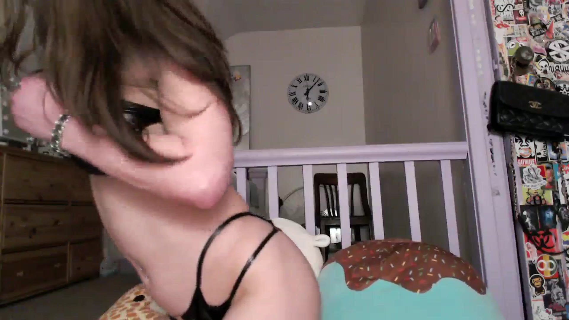 Gallery image thumbnail from Becka's myfreecams stream on, 12/11/2023, 11:34 image 2 of 20