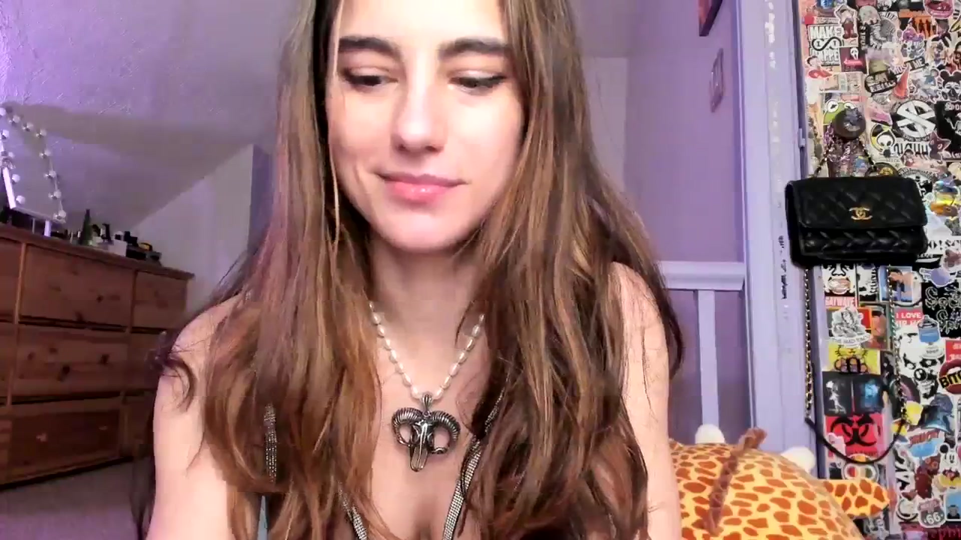 Gallery image thumbnail from Becka's myfreecams stream on, 02/19/2024, 07:46 image 4 of 20