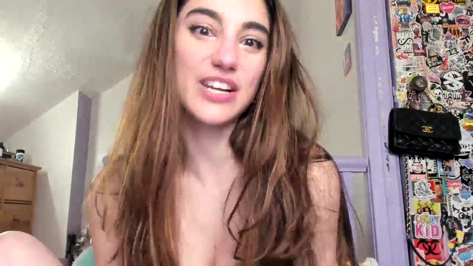 Gallery image thumbnail from Becka's myfreecams stream on, 03/05/2024, 24:13 image 10 of 20