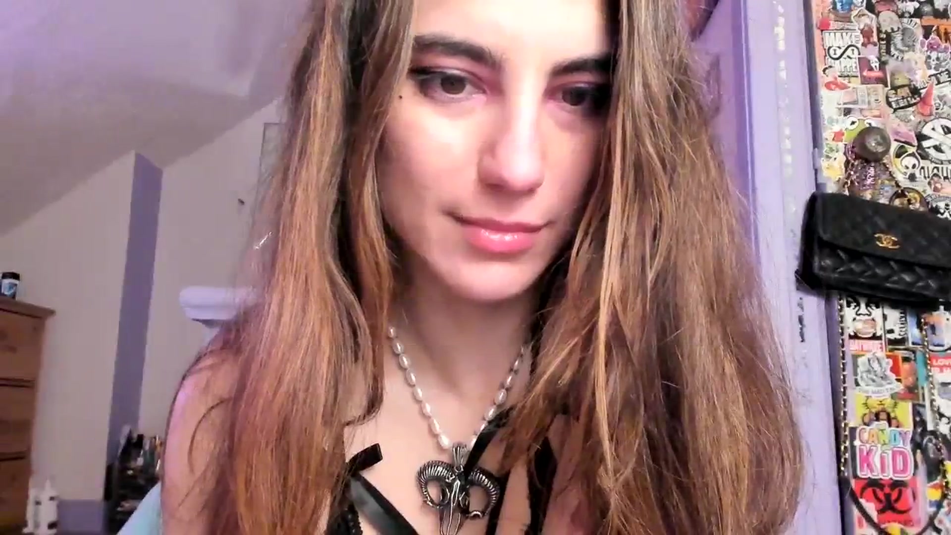 Gallery image thumbnail from Becka's myfreecams stream on, 03/06/2024, 09:23 image 4 of 20