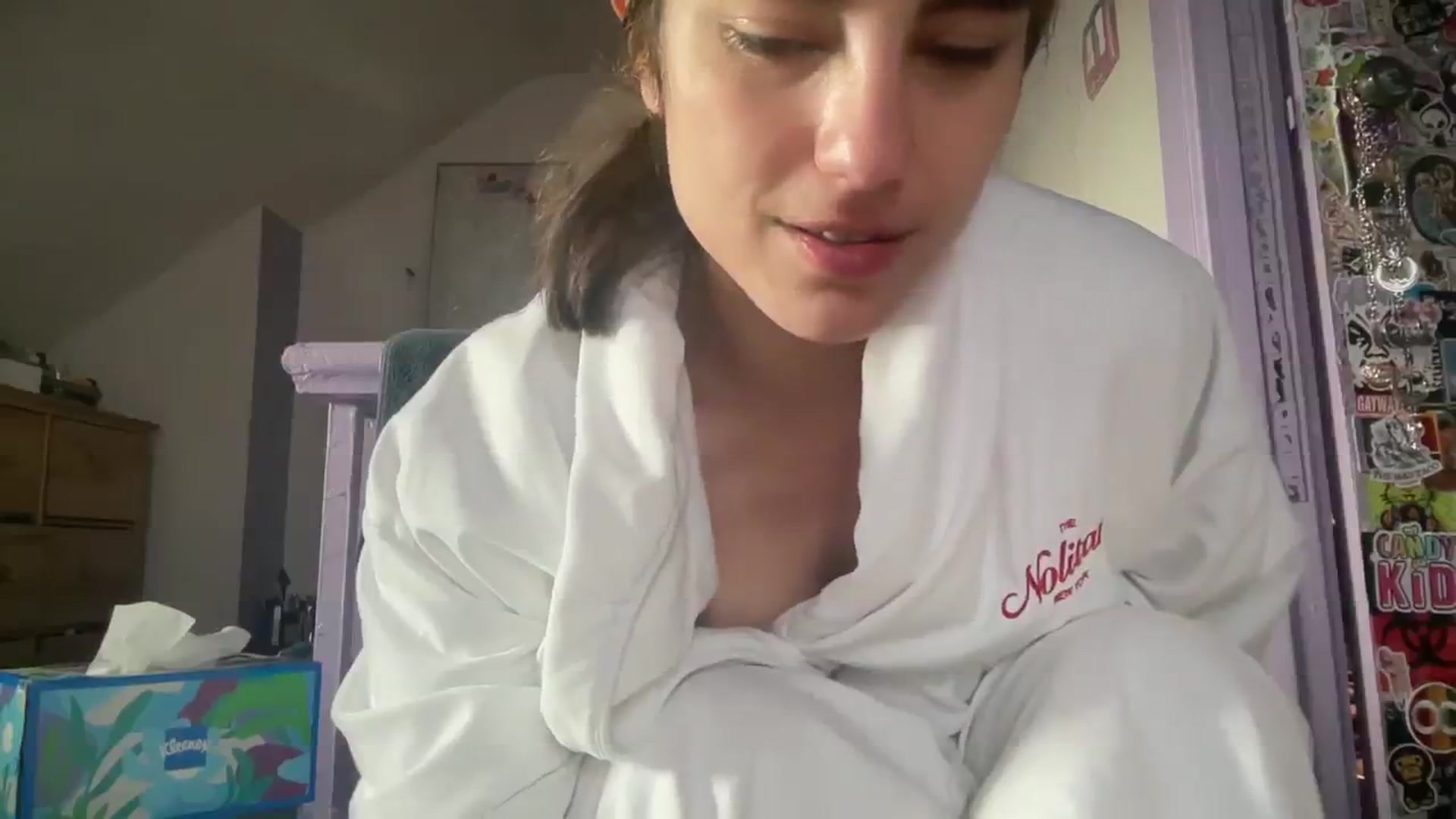 Gallery image thumbnail from Becka's myfreecams stream on, 04/10/2024, 22:22 image 4 of 20