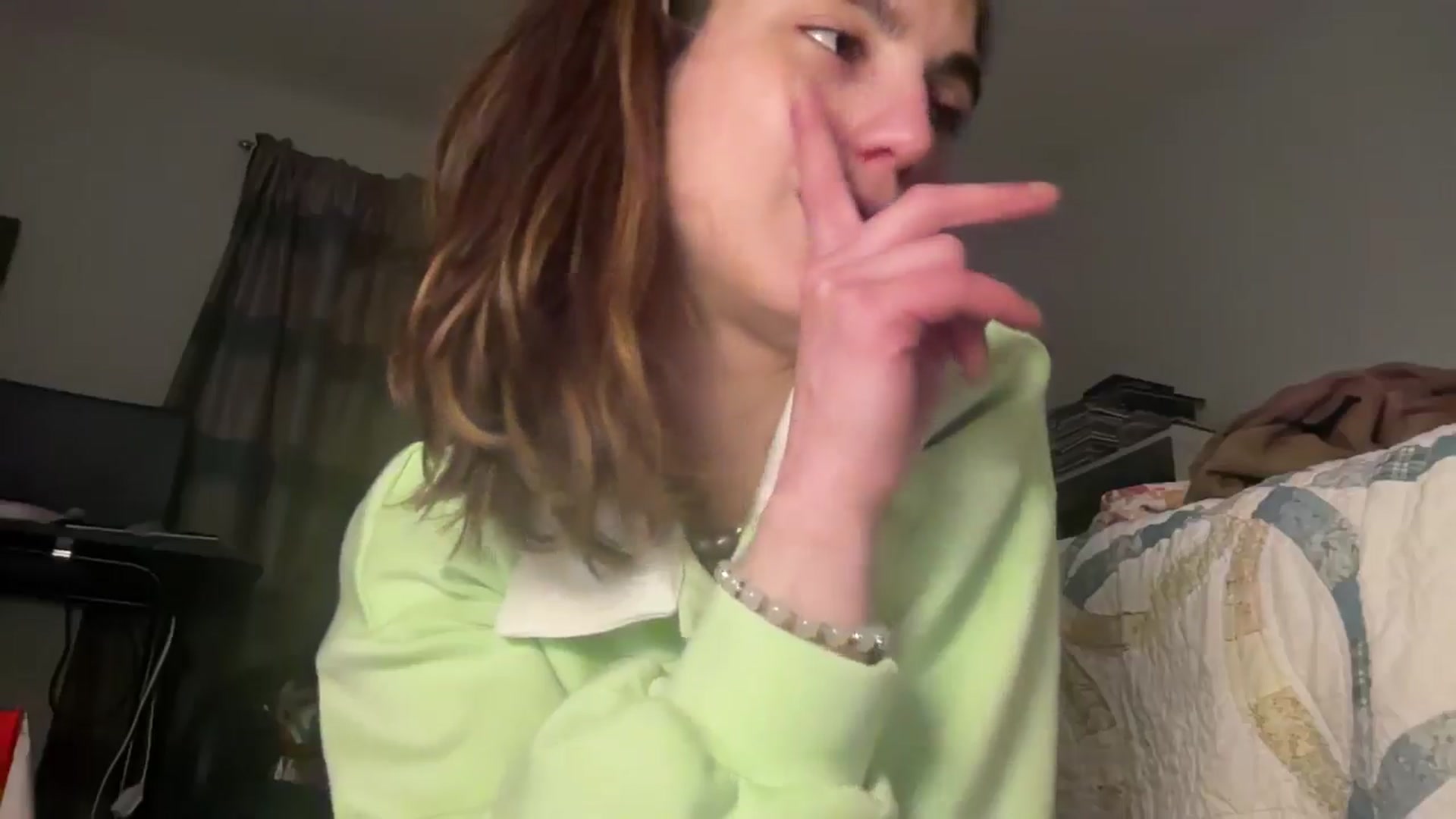 Gallery image thumbnail from Becka's myfreecams stream on, 05/14/2024, 07:54 image 8 of 20