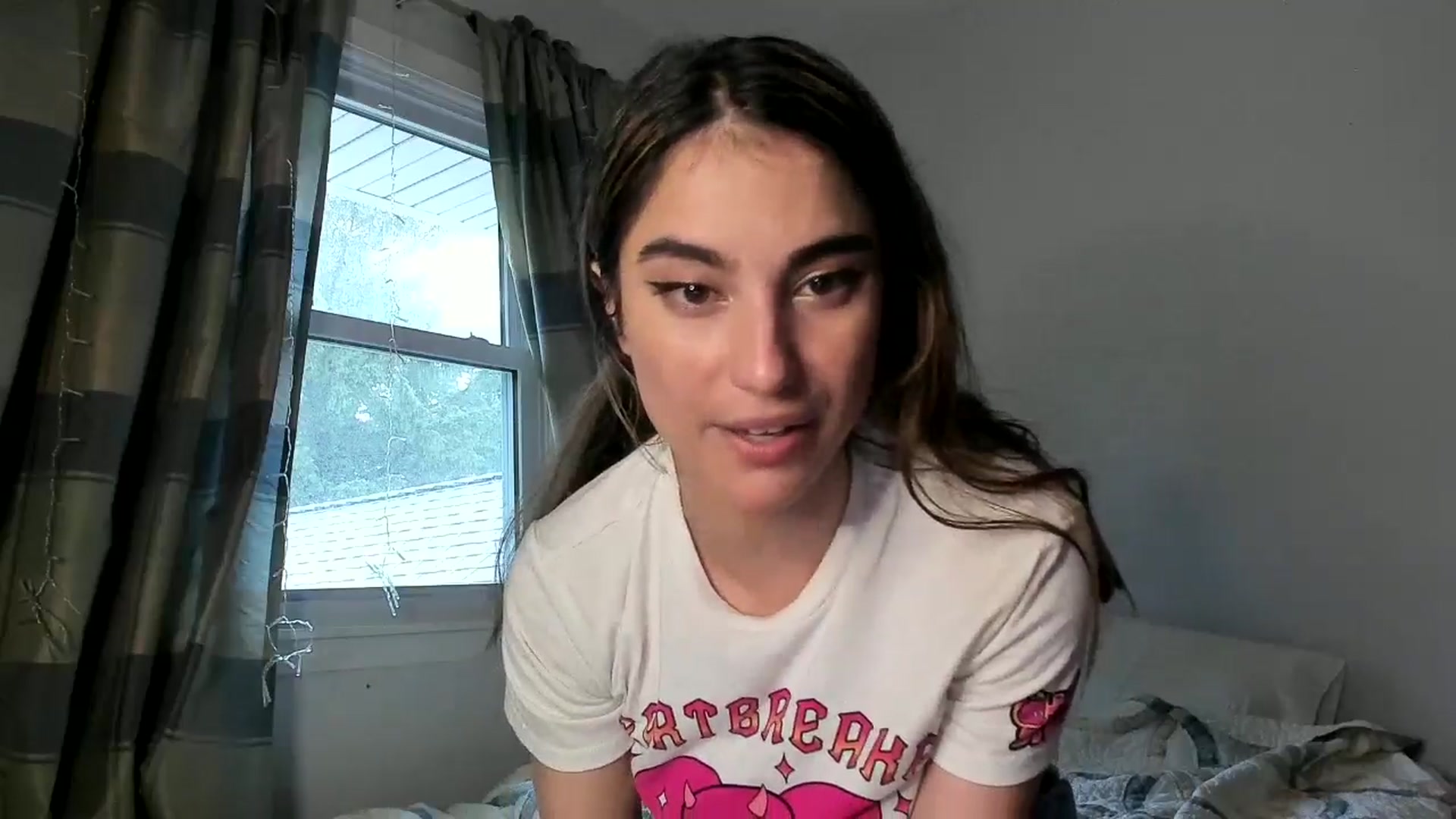 Gallery image thumbnail from Becka's myfreecams stream on, 05/27/2024, 20:25 image 17 of 20