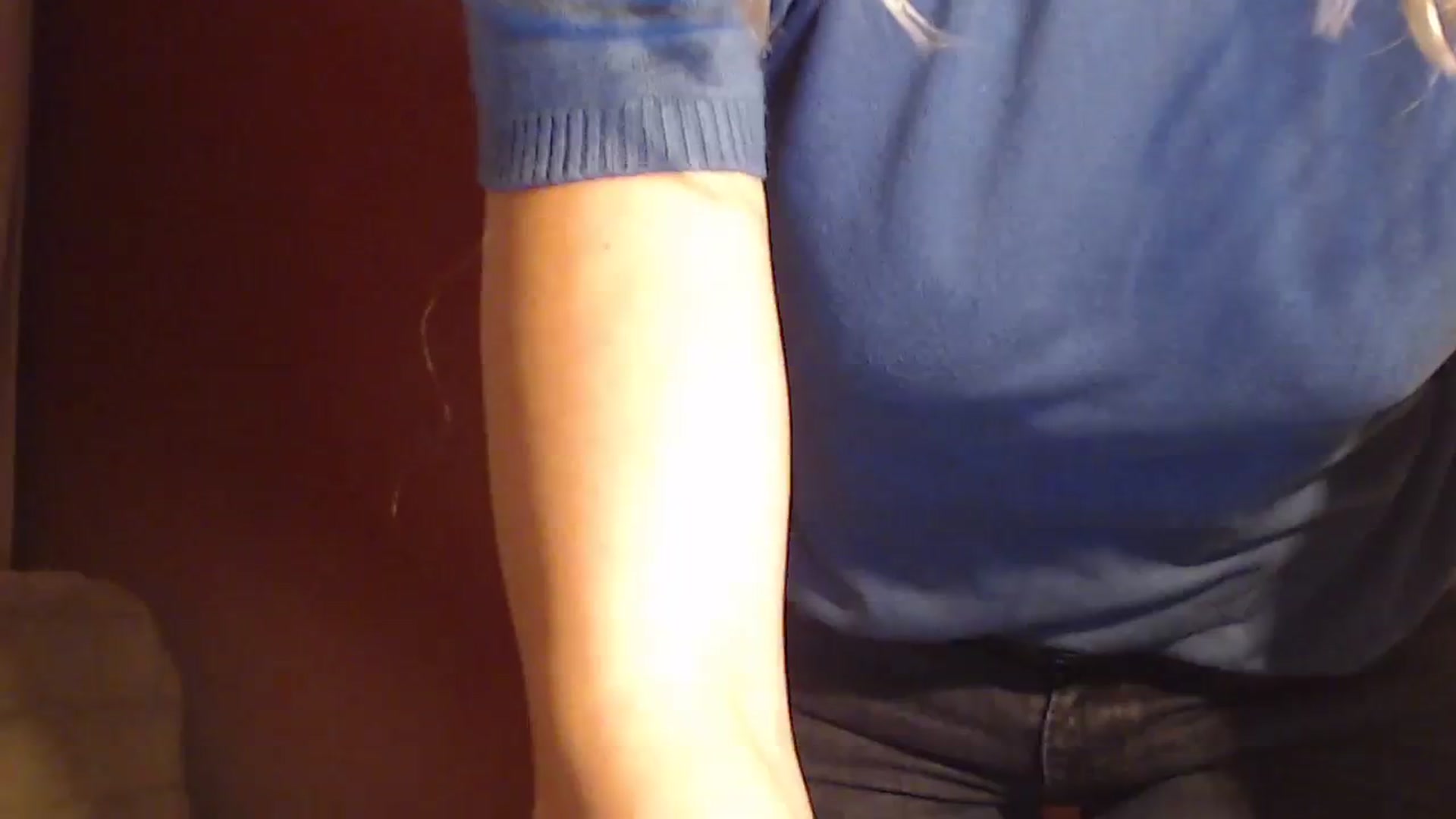 Gallery image thumbnail from BeckyBlue's myfreecams stream on, 12/28/2023, 14:33 image 13 of 20