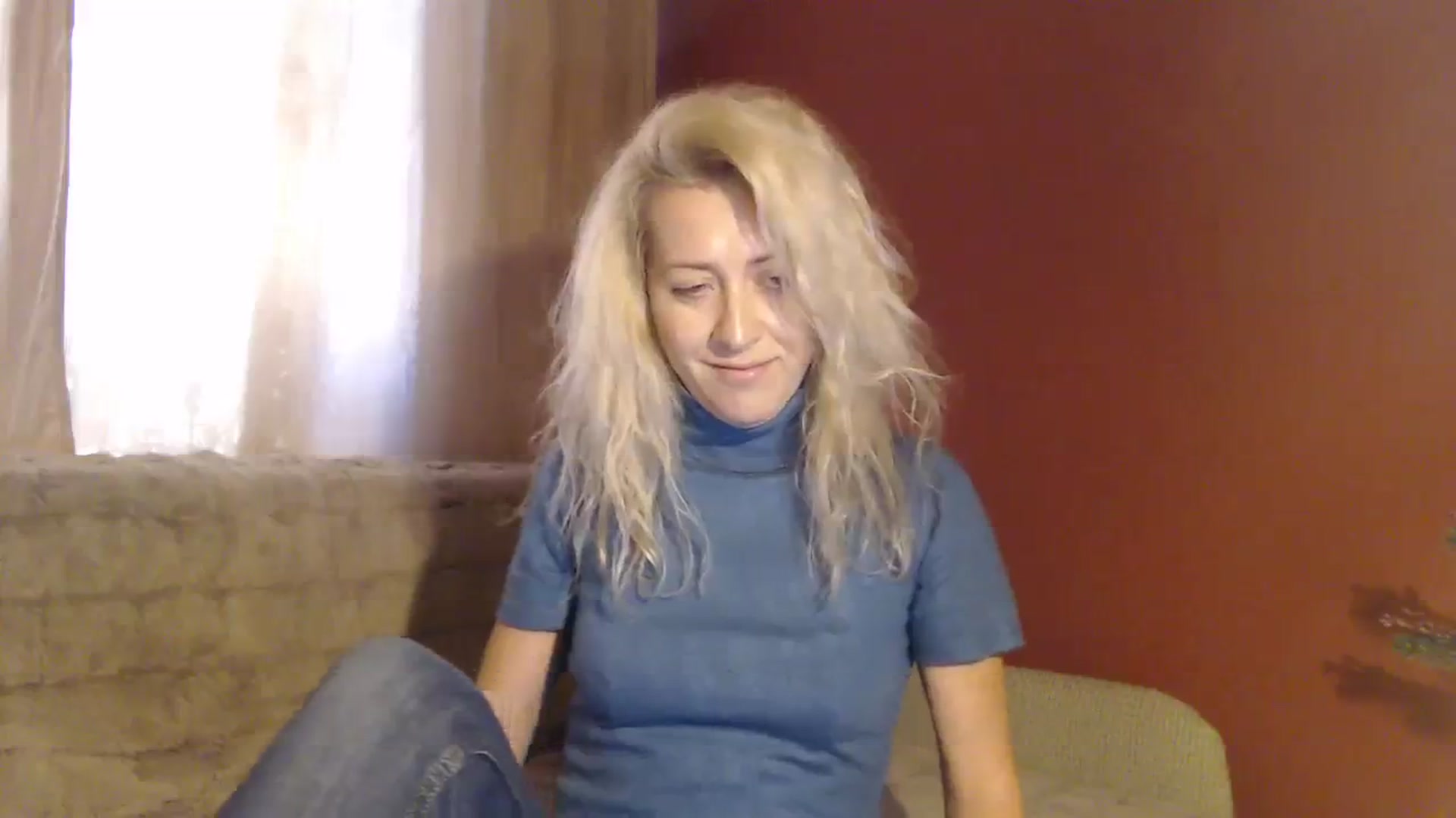 Gallery image thumbnail from BeckyBlue's myfreecams stream on, 12/28/2023, 14:33 image 5 of 20