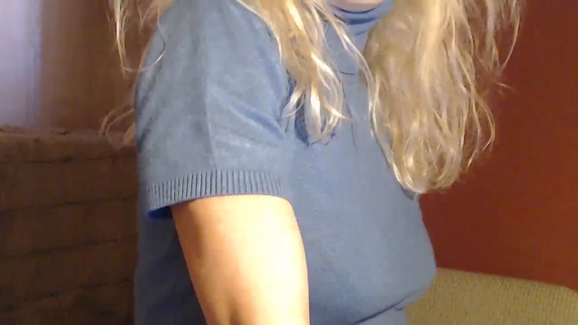 Gallery image thumbnail from BeckyBlue's myfreecams stream on, 12/28/2023, 14:33 image 17 of 20