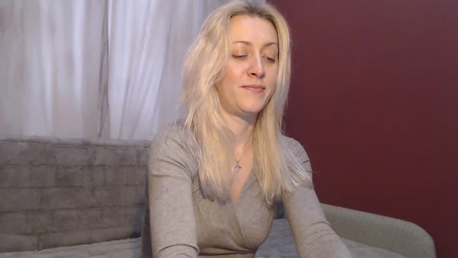 Gallery image thumbnail from BeckyBlue's myfreecams stream on, 01/12/2024, 12:49 image 17 of 20