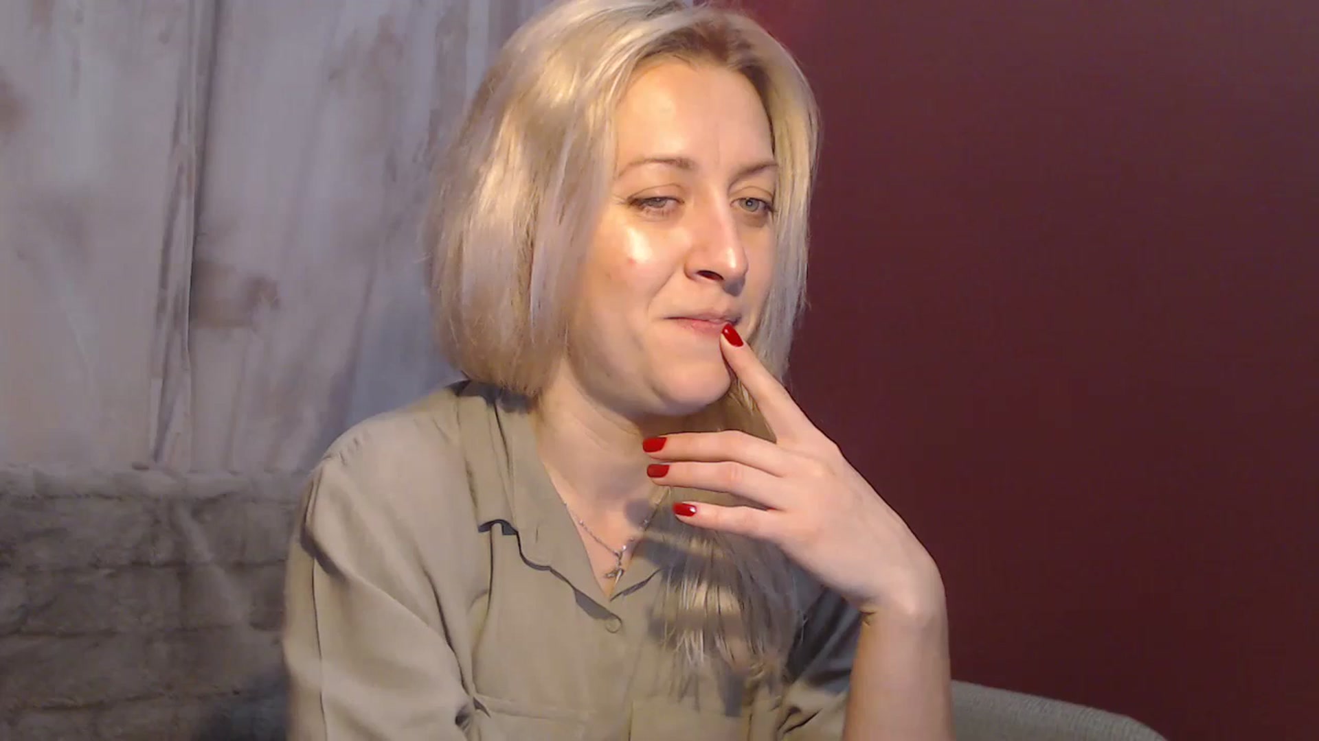 Gallery image thumbnail from BeckyBlue's myfreecams stream on, 01/13/2024, 16:14 image 18 of 20