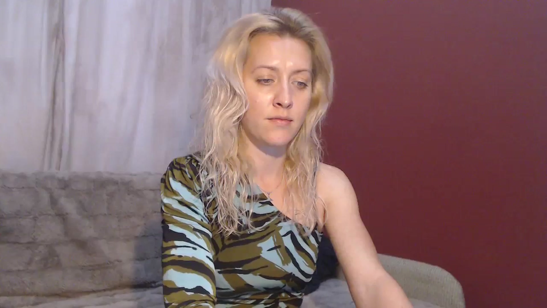 Gallery image thumbnail from BeckyBlue's myfreecams stream on, 01/18/2024, 14:30 image 19 of 20