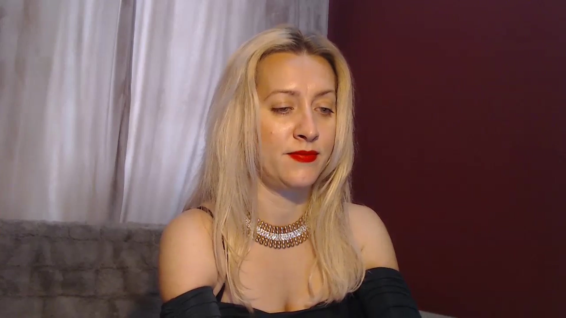 Gallery image thumbnail from BeckyBlue's myfreecams stream on, 01/19/2024, 13:42 image 4 of 20