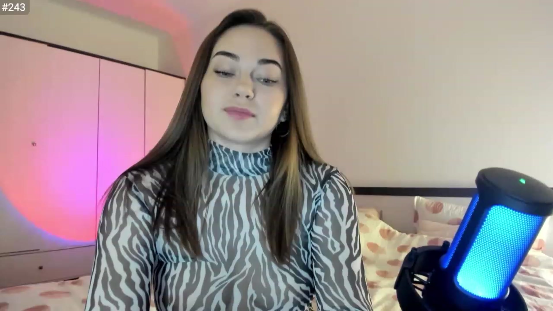 Gallery image thumbnail from BeeFairy_'s myfreecams stream on, 03/17/2023, 16:04 image 16 of 20