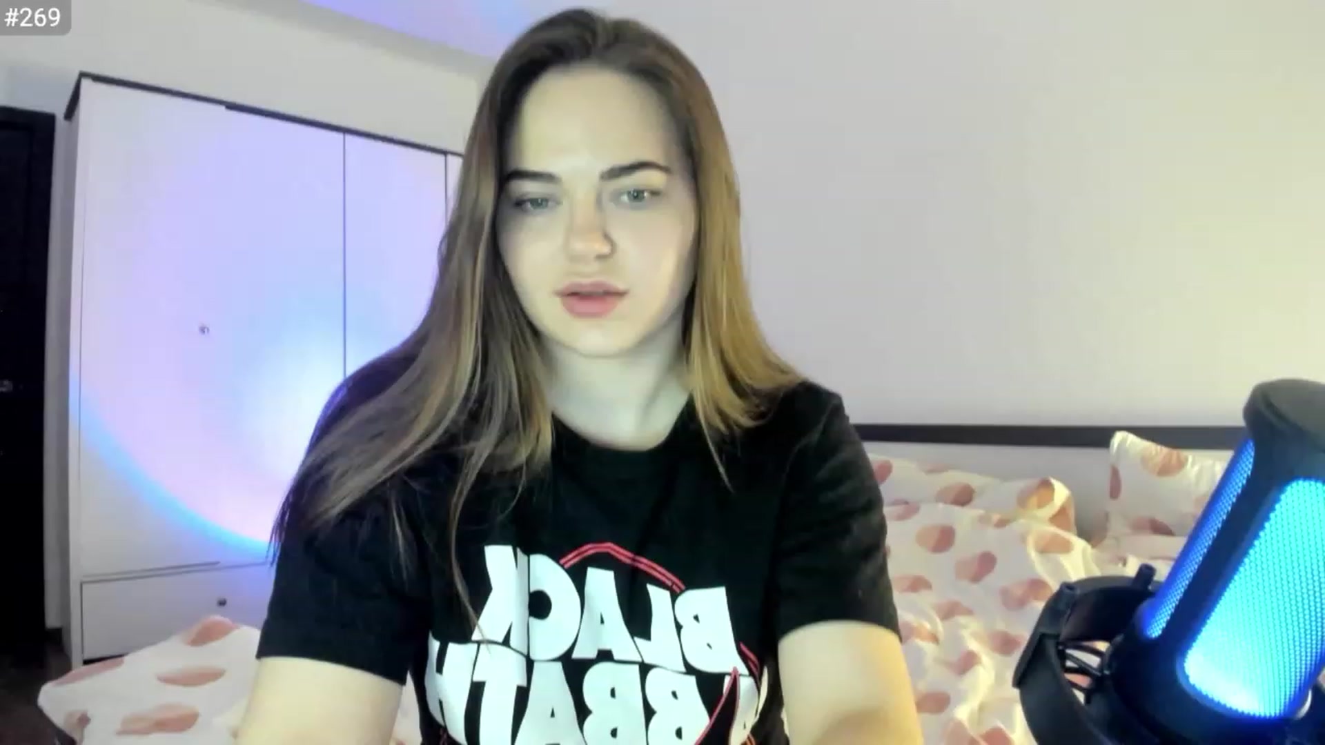 Gallery image thumbnail from BeeFairy_'s myfreecams stream on, 03/18/2023, 19:28 image 3 of 20