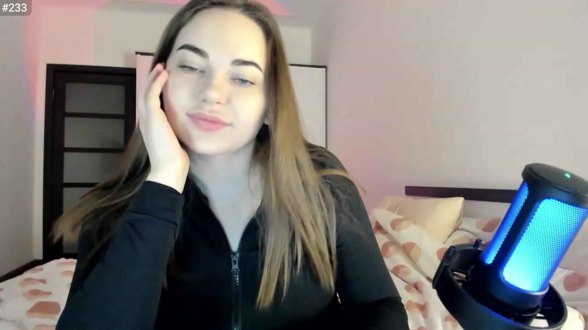 Gallery image thumbnail from BeeTheQueen's myfreecams stream on, 03/15/2023, 19:01 image 4 of 20
