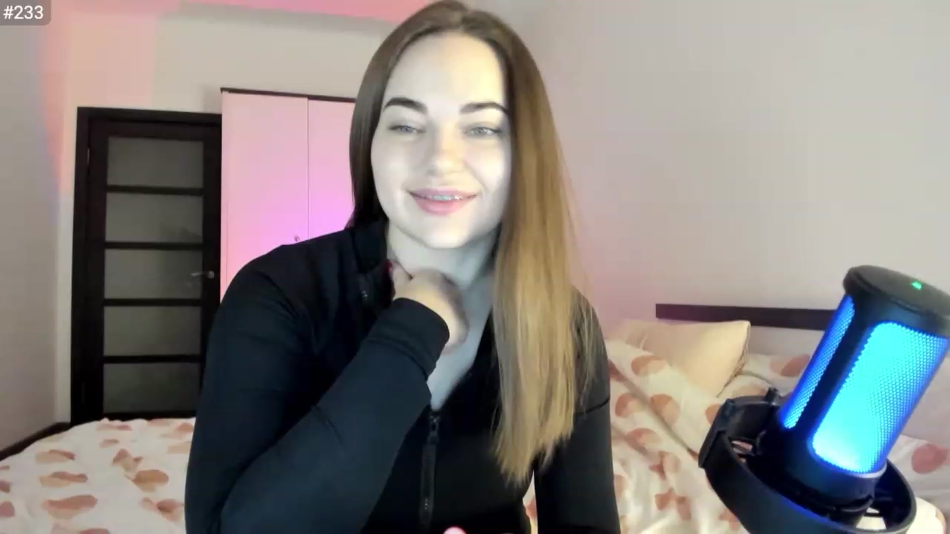 Gallery image thumbnail from BeeTheQueen's myfreecams stream on, 03/15/2023, 19:01 image 11 of 20