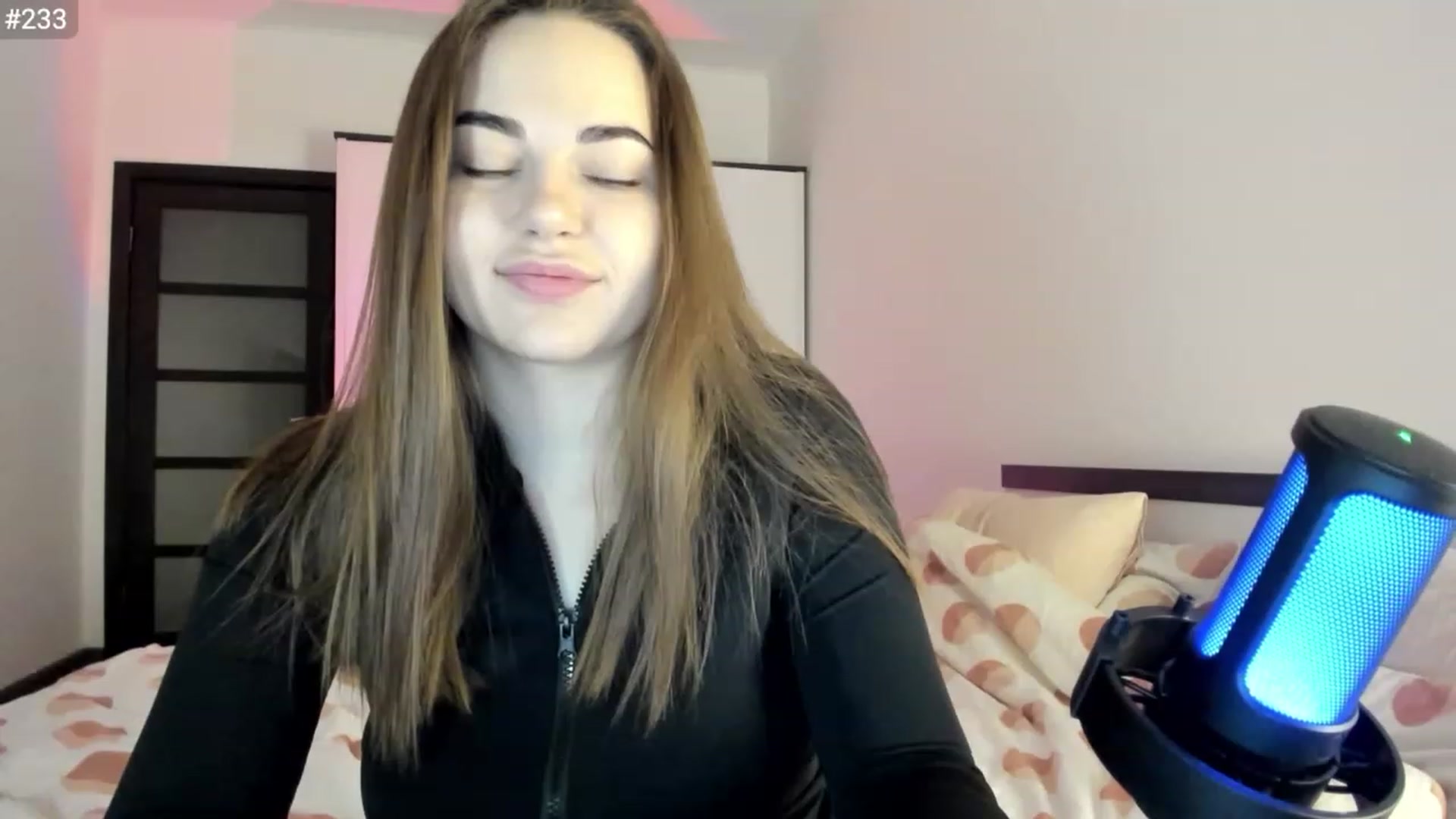 Gallery image thumbnail from BeeTheQueen's myfreecams stream on, 03/15/2023, 19:01 image 5 of 20
