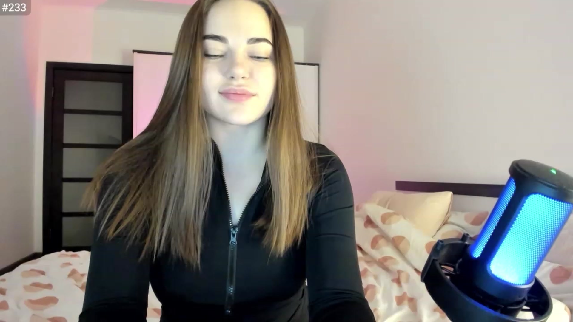 Gallery image thumbnail from BeeTheQueen's myfreecams stream on, 03/15/2023, 19:01 image 7 of 20