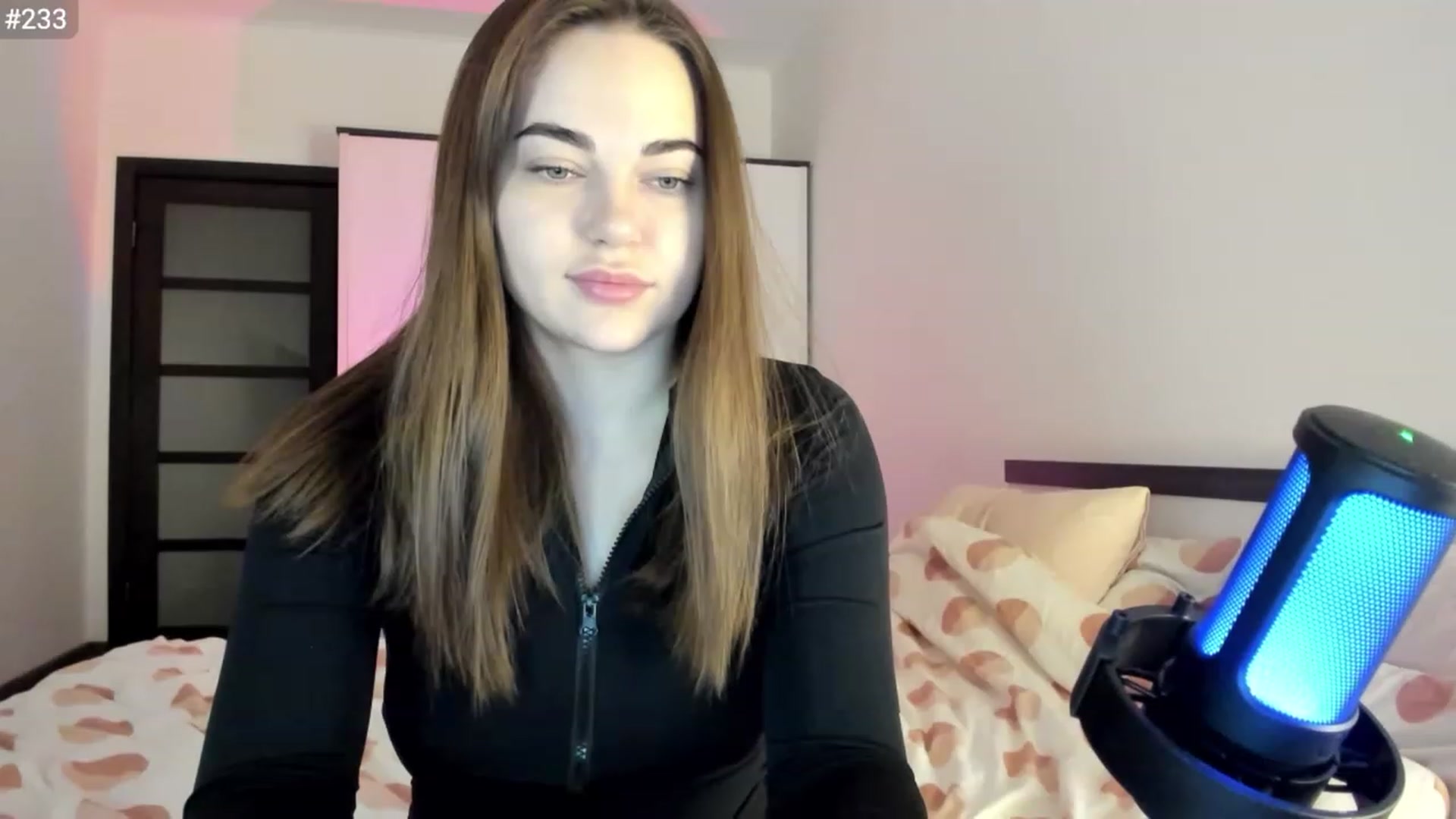 Gallery image thumbnail from BeeTheQueen's myfreecams stream on, 03/15/2023, 19:01 image 10 of 20