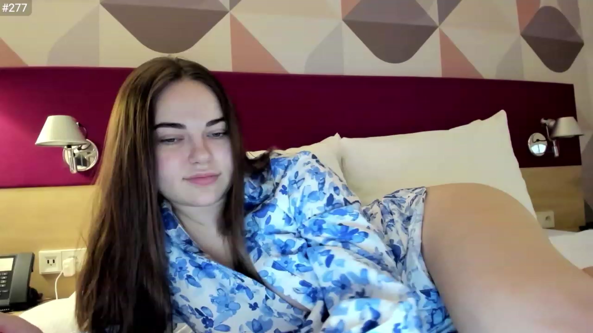 Gallery image thumbnail from BeeTheQueen's myfreecams stream on, 03/22/2023, 17:10 image 1 of 20