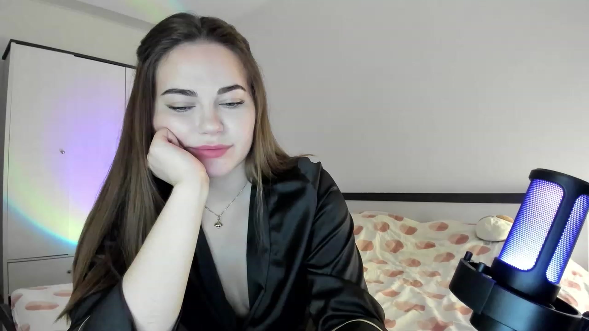 Gallery image thumbnail from BeeTheQueen's myfreecams stream on, 03/29/2023, 16:46 image 3 of 20