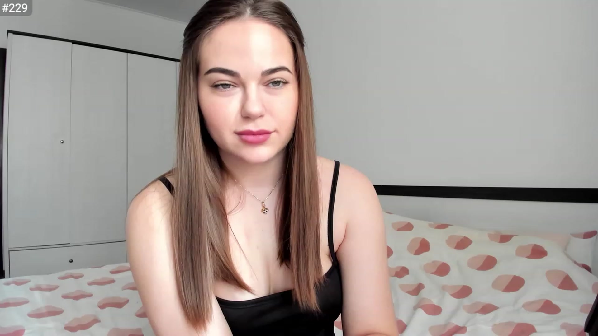 Gallery image thumbnail from BeeTheQueen's myfreecams stream on, 03/30/2023, 13:52 image 19 of 20
