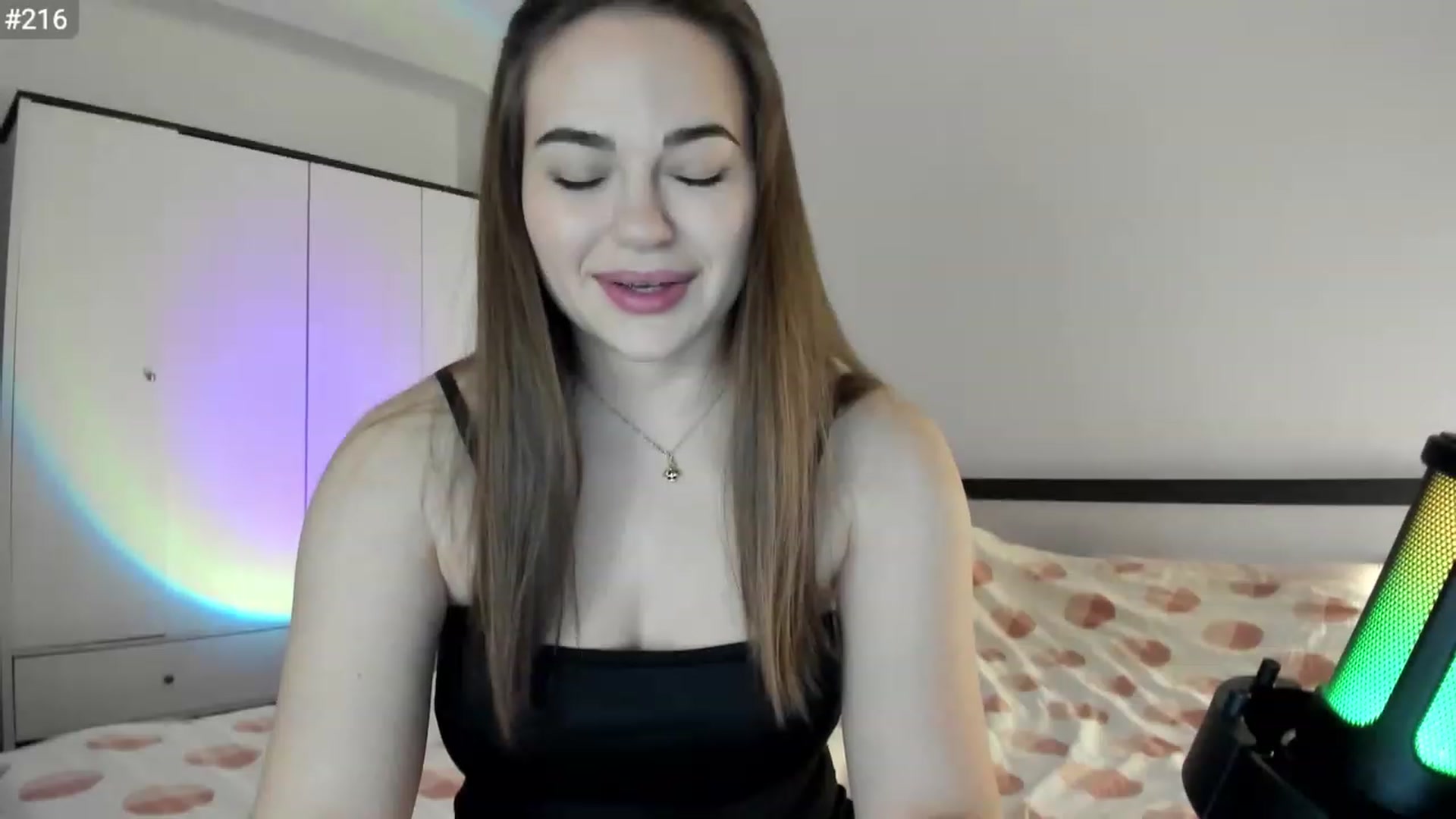 Gallery image thumbnail from BeeTheQueen's myfreecams stream on, 03/30/2023, 17:12 image 15 of 20