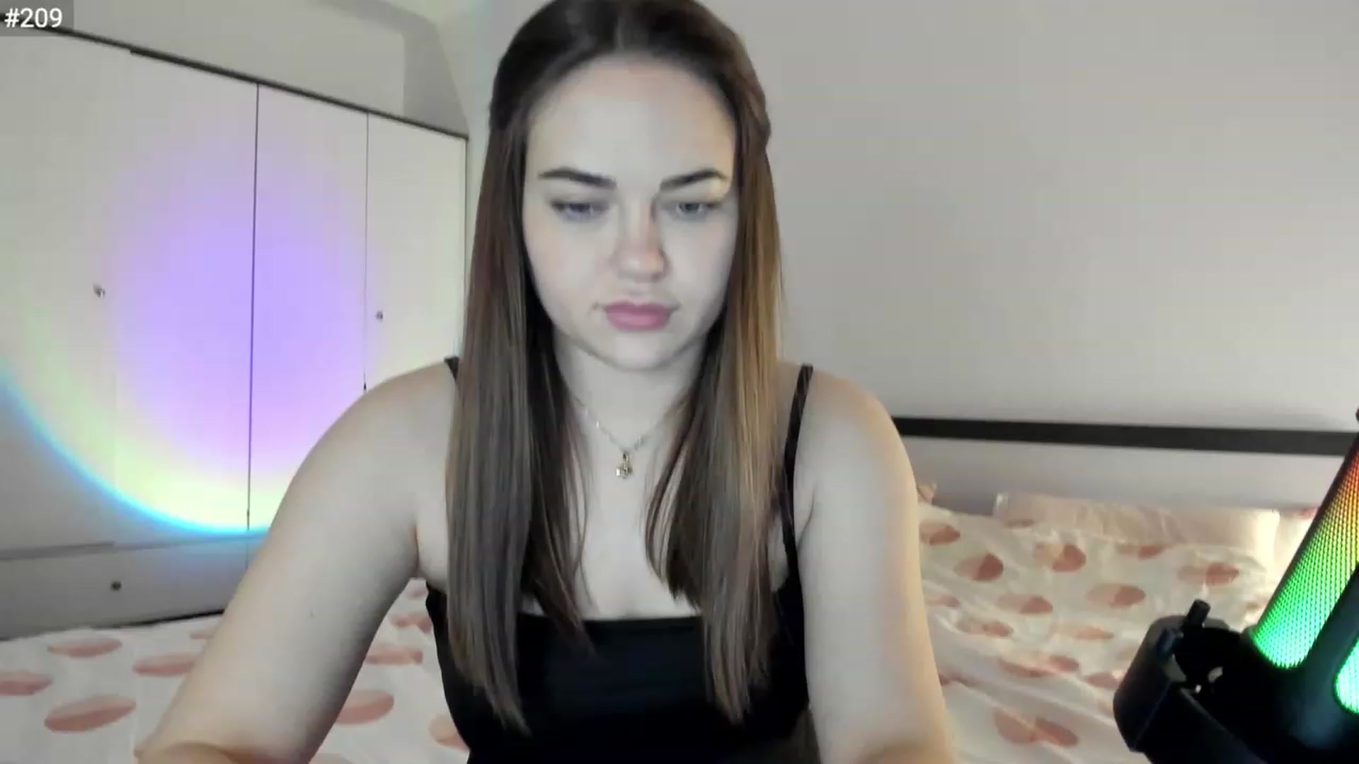 Gallery image thumbnail from BeeTheQueen's myfreecams stream on, 03/30/2023, 18:22 image 18 of 20