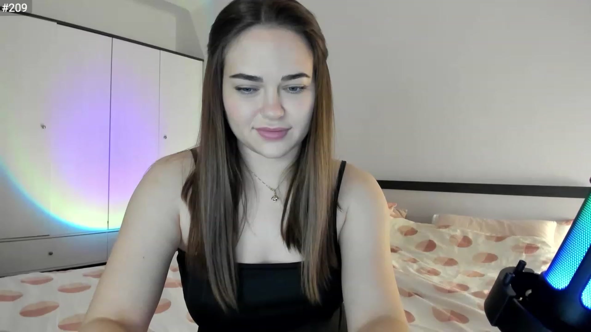 Gallery image thumbnail from BeeTheQueen's myfreecams stream on, 03/30/2023, 18:22 image 8 of 20
