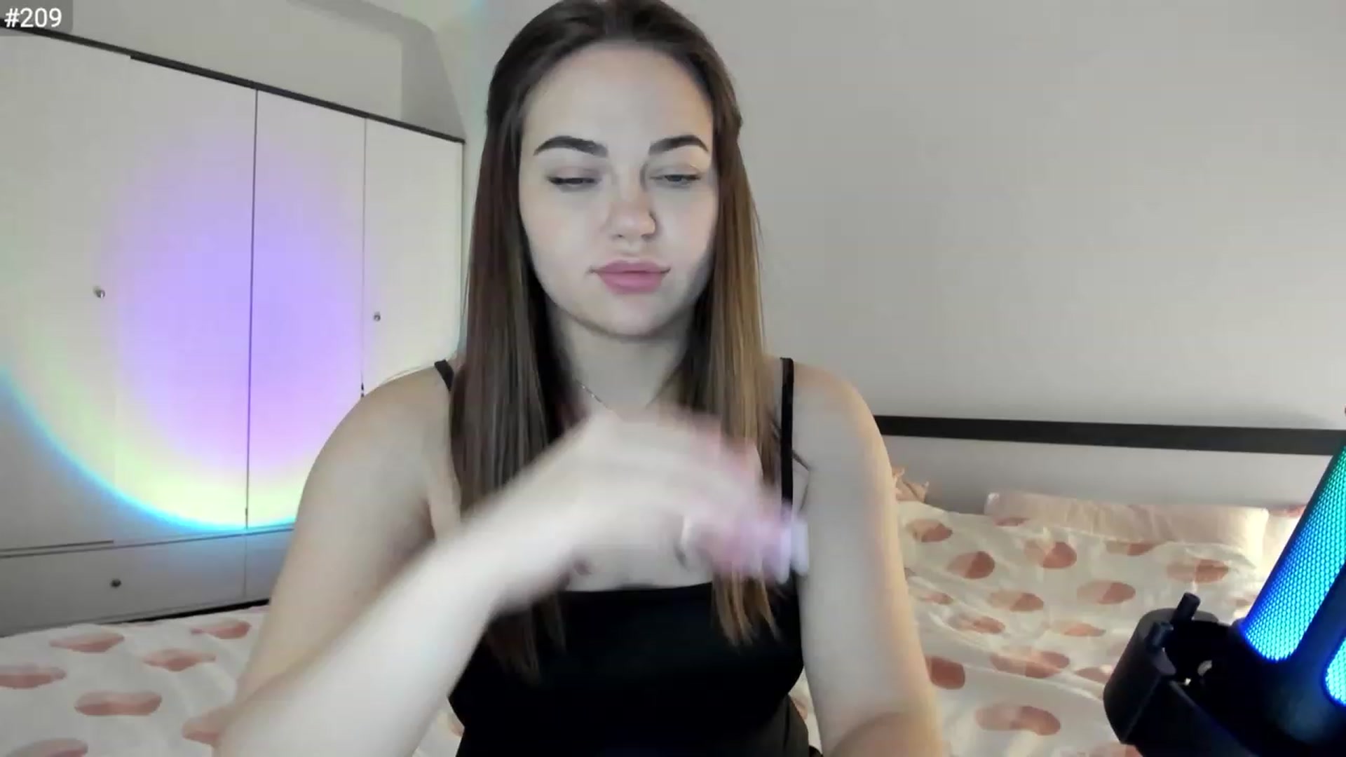 Gallery image thumbnail from BeeTheQueen's myfreecams stream on, 03/30/2023, 18:22 image 1 of 20