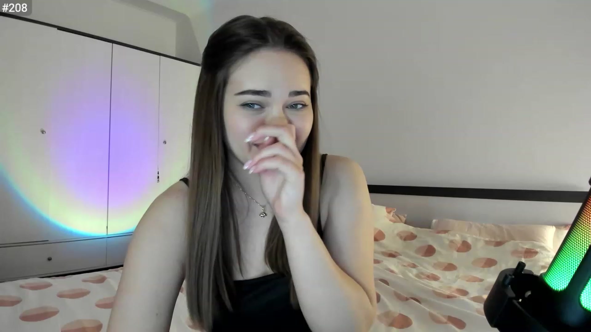 Gallery image thumbnail from BeeTheQueen's myfreecams stream on, 03/30/2023, 19:31 image 13 of 20