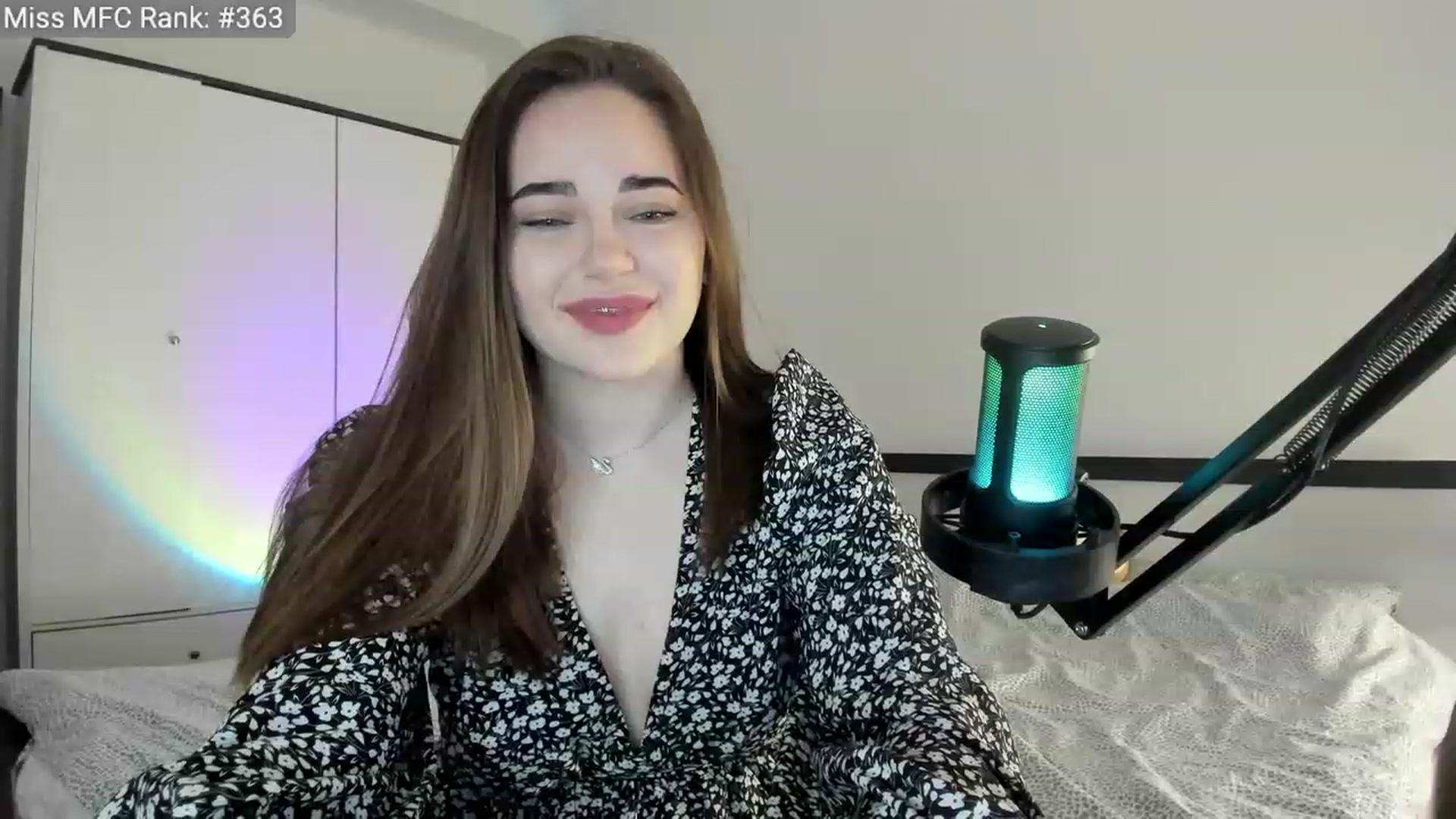 Gallery image thumbnail from BeeTheQueen's myfreecams stream on, 04/13/2023, 17:12 image 3 of 20