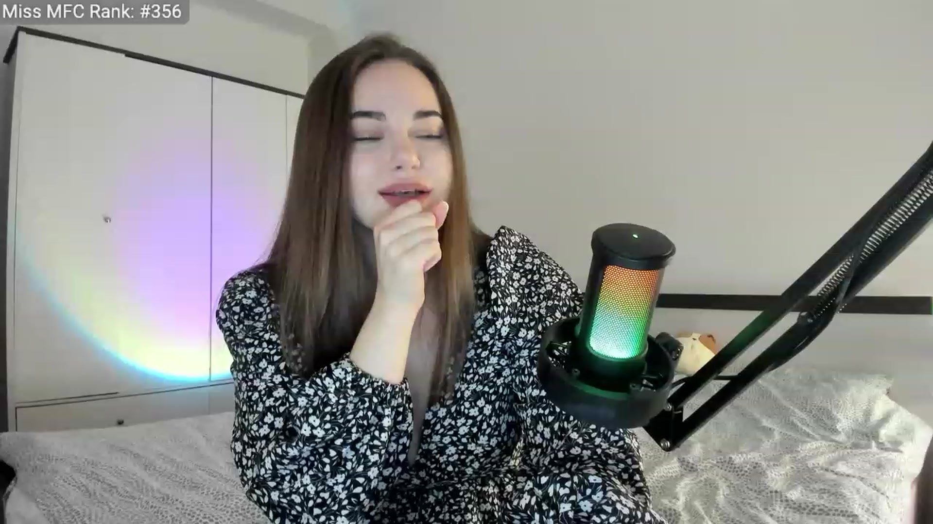Gallery image thumbnail from BeeTheQueen's myfreecams stream on, 04/13/2023, 17:12 image 5 of 20
