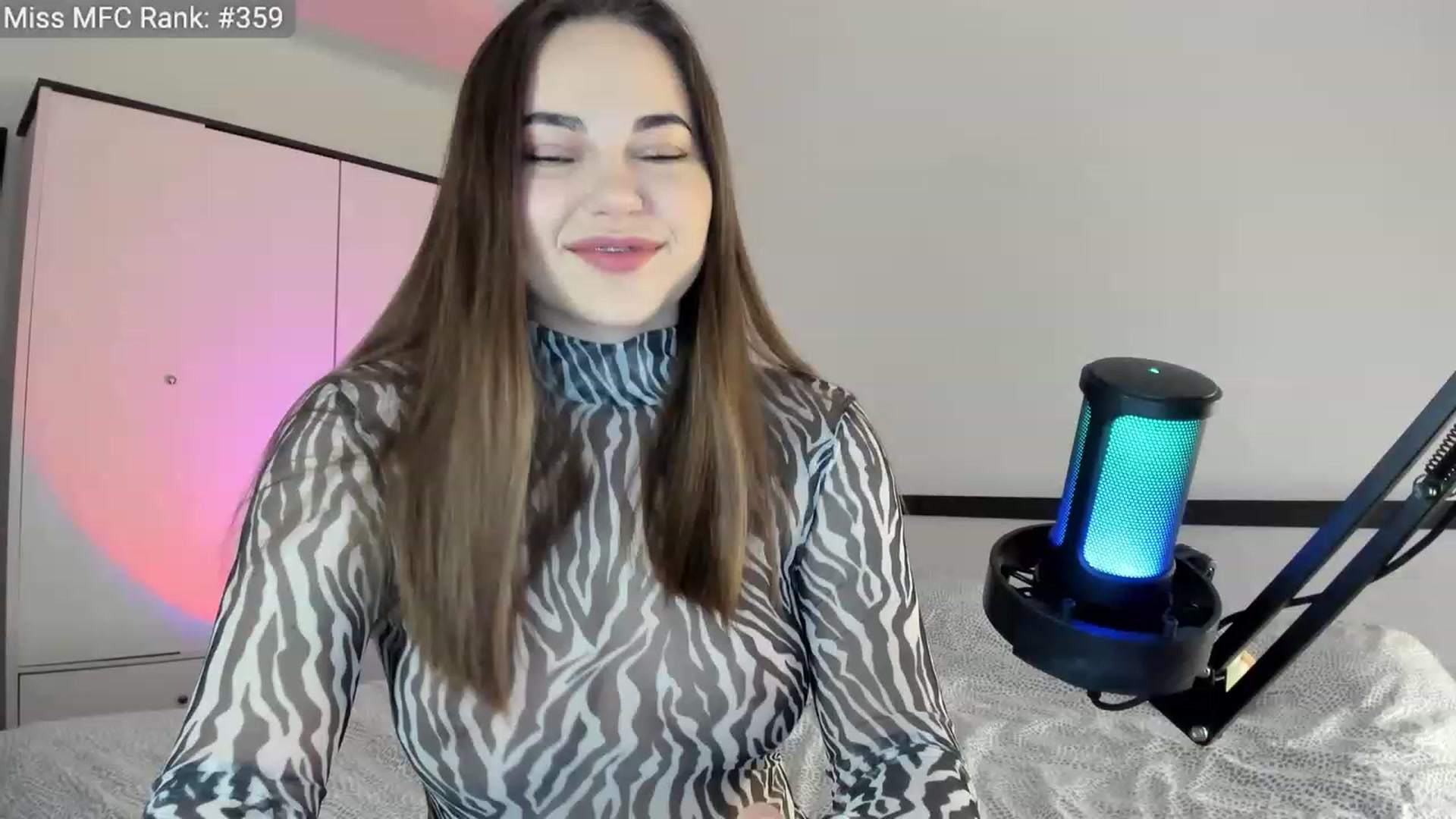 Gallery image thumbnail from BeeTheQueen's myfreecams stream on, 04/14/2023, 15:44 image 1 of 20