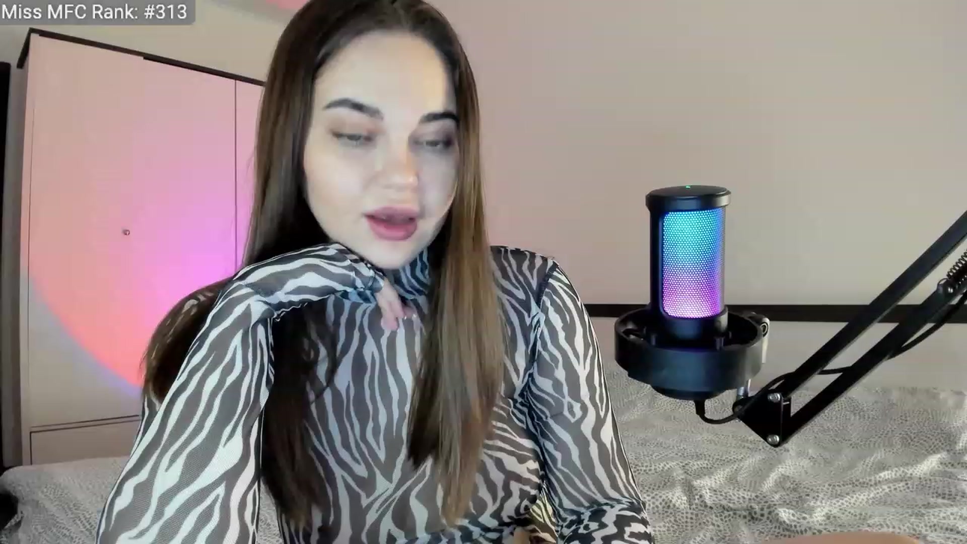 Gallery image thumbnail from BeeTheQueen's myfreecams stream on, 04/14/2023, 16:21 image 4 of 20