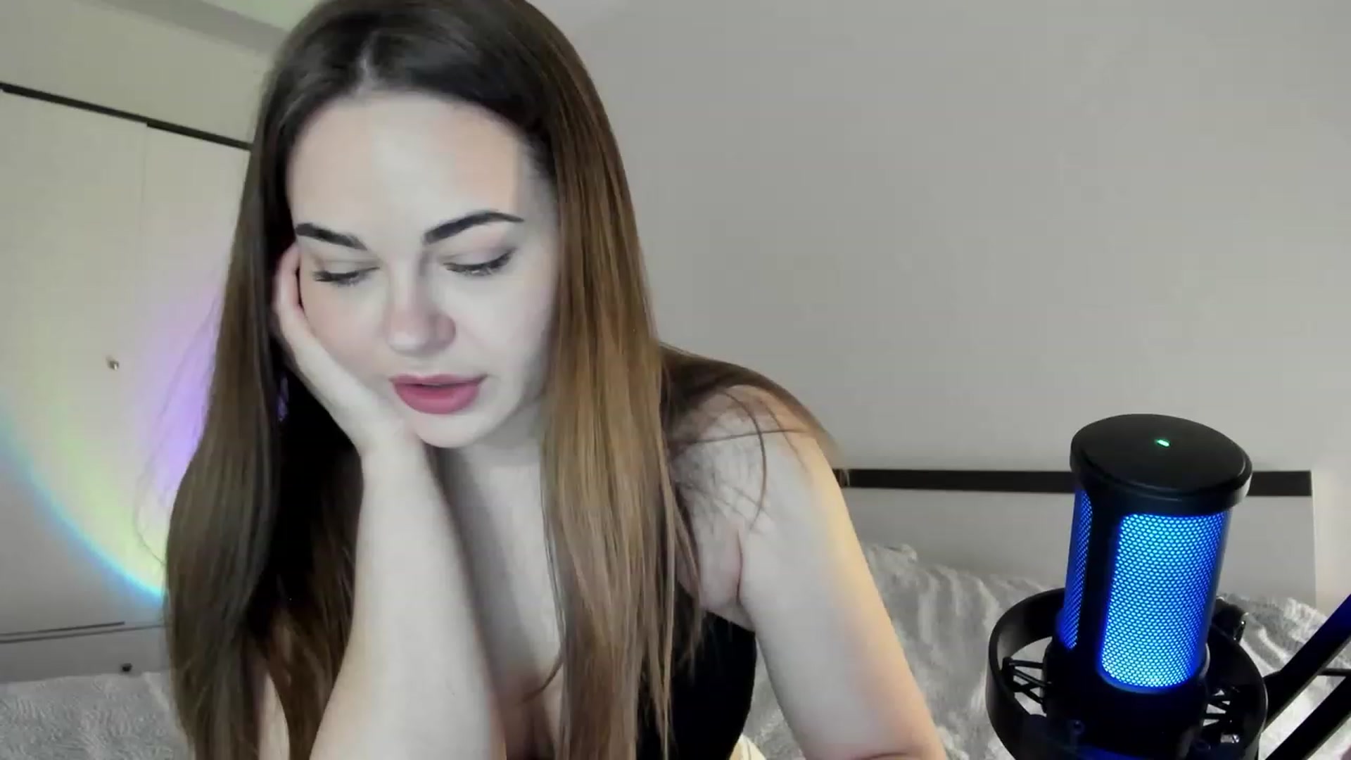 Gallery image thumbnail from BeeTheQueen's myfreecams stream on, 04/18/2023, 19:10 image 2 of 20