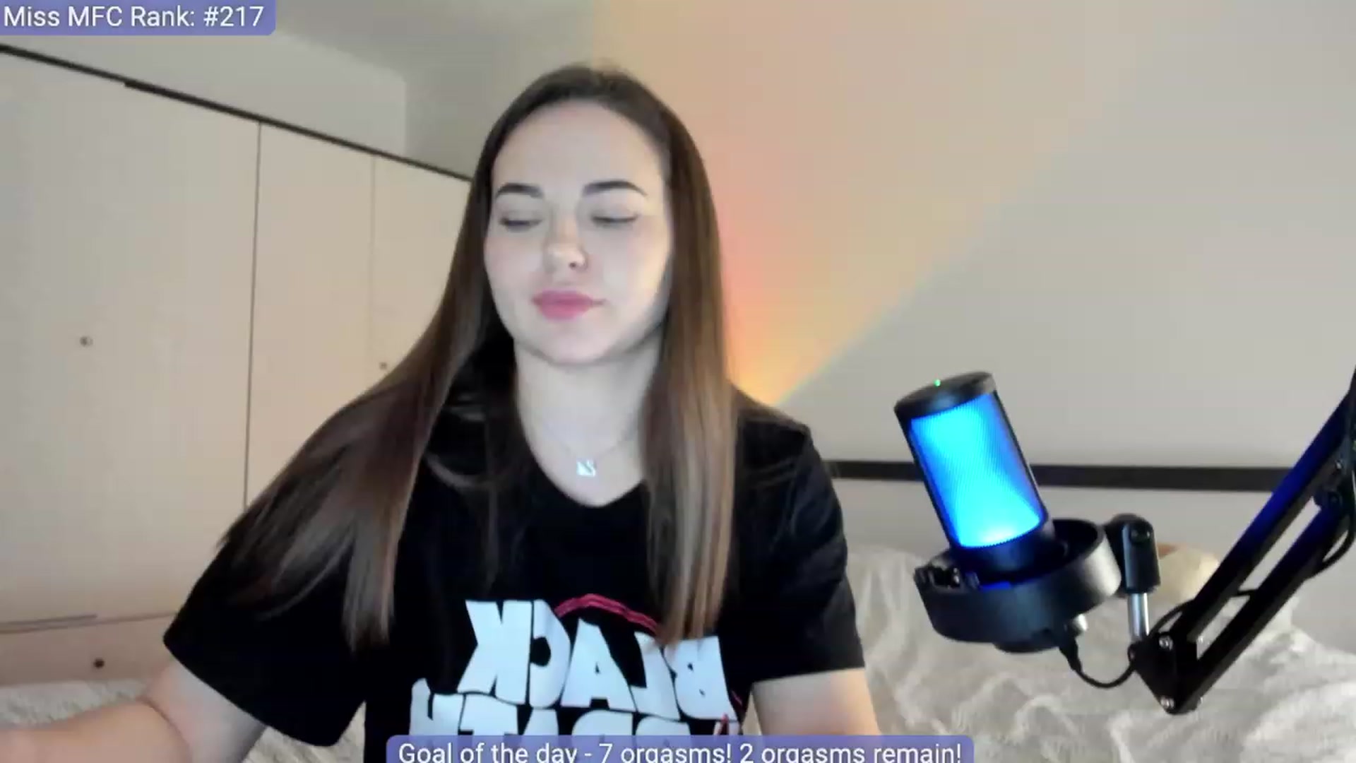 Gallery image thumbnail from BeeTheQueen's myfreecams stream on, 04/19/2023, 16:56 image 12 of 20