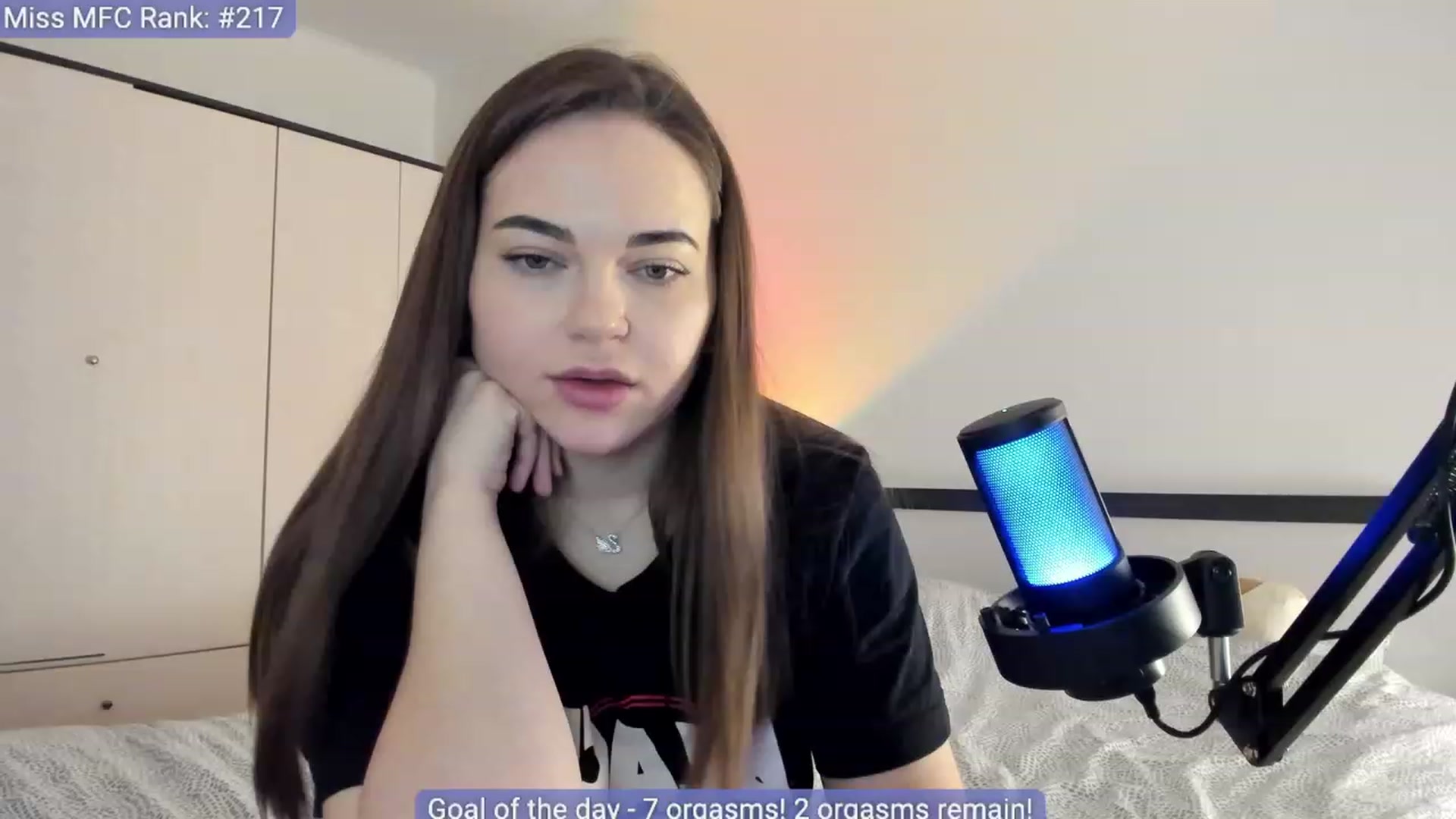 Gallery image thumbnail from BeeTheQueen's myfreecams stream on, 04/19/2023, 16:56 image 10 of 20