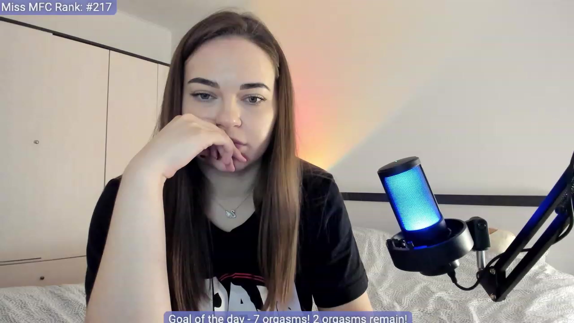 Gallery image thumbnail from BeeTheQueen's myfreecams stream on, 04/19/2023, 16:56 image 9 of 20