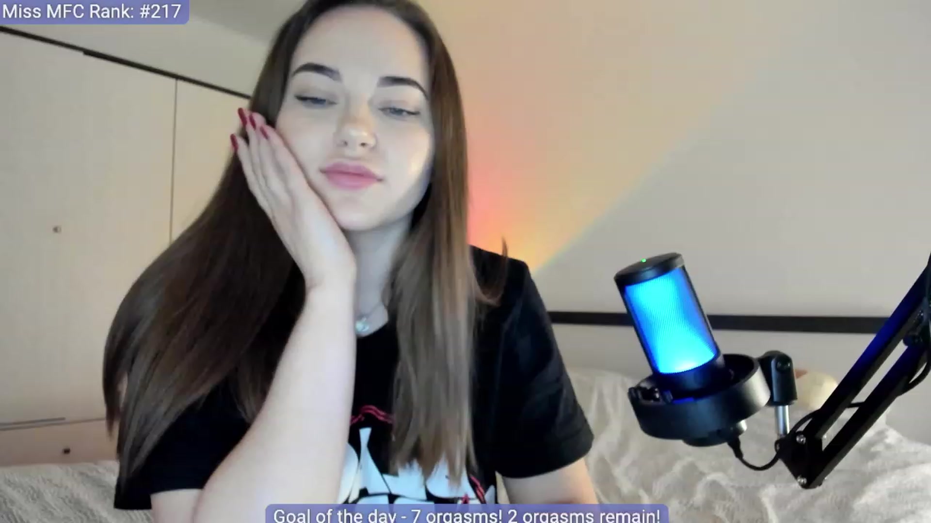 Gallery image thumbnail from BeeTheQueen's myfreecams stream on, 04/19/2023, 16:56 image 18 of 20