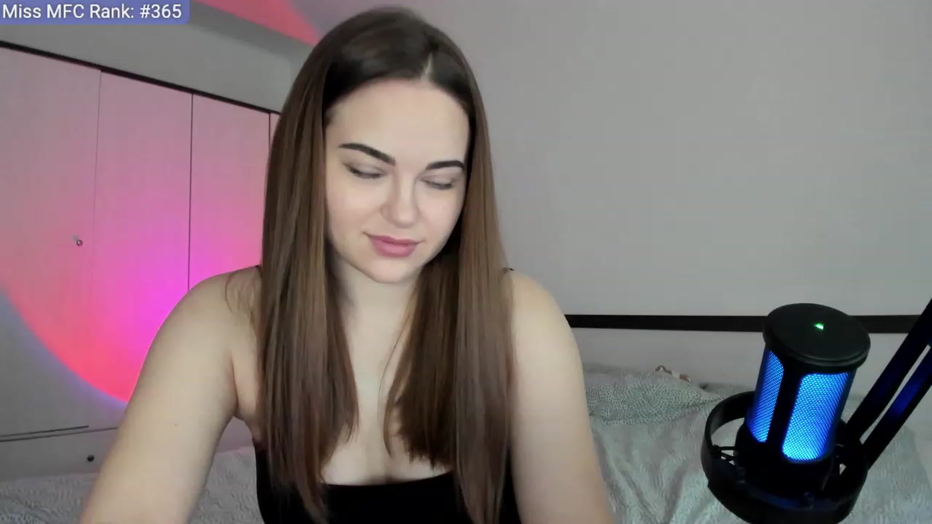 Gallery image thumbnail from BeeTheQueen's myfreecams stream on, 04/27/2023, 11:44 image 7 of 20