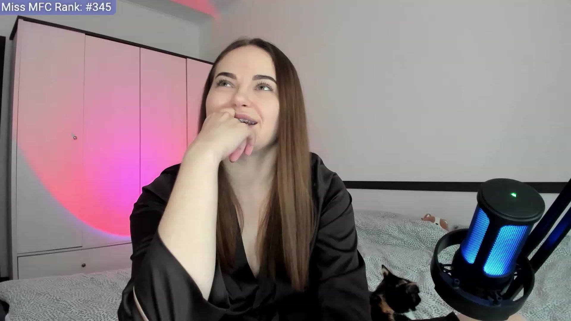 Gallery image thumbnail from BeeTheQueen's myfreecams stream on, 04/27/2023, 14:22 image 16 of 20