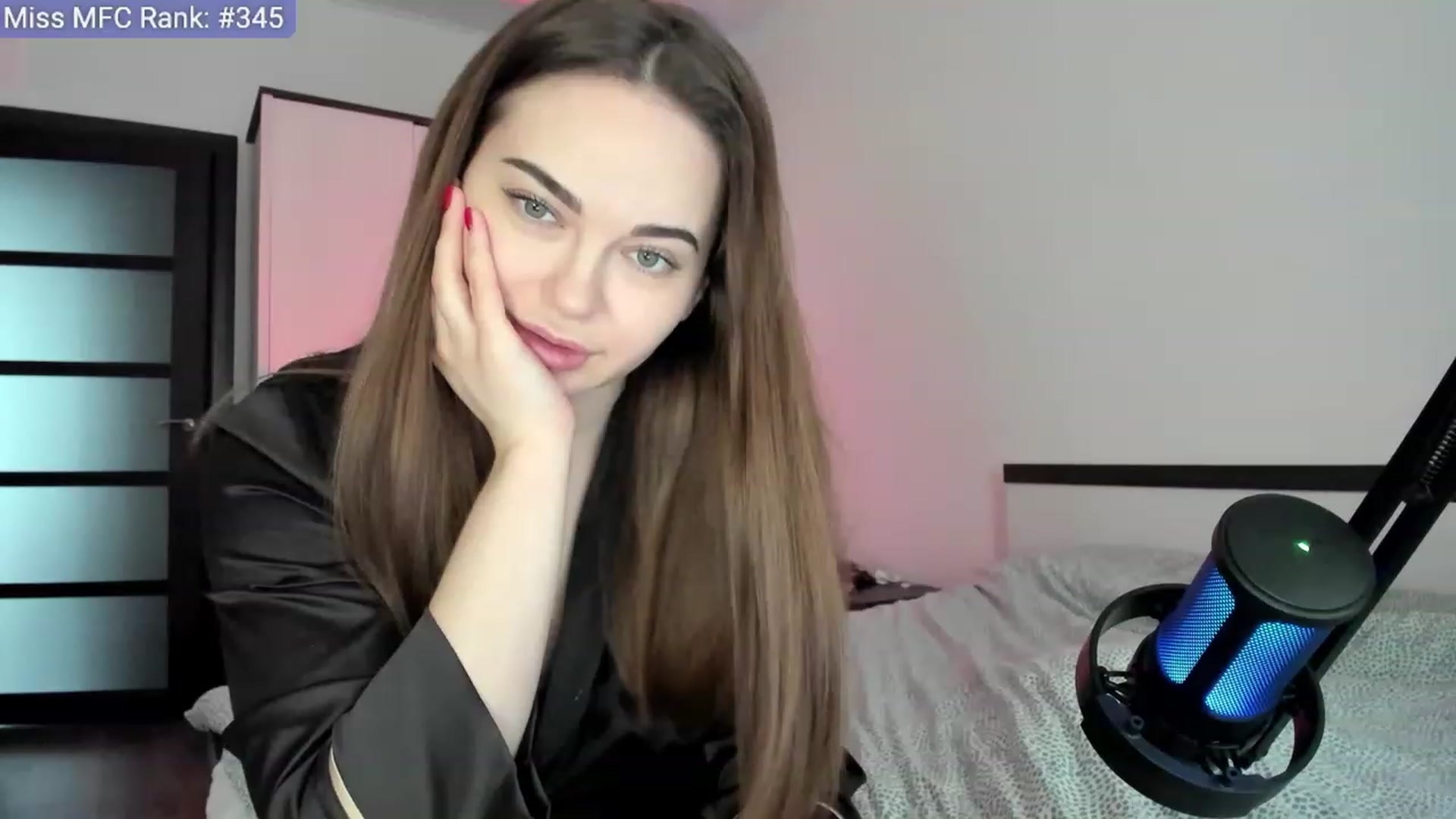 Gallery image thumbnail from BeeTheQueen's myfreecams stream on, 04/27/2023, 14:22 image 19 of 20